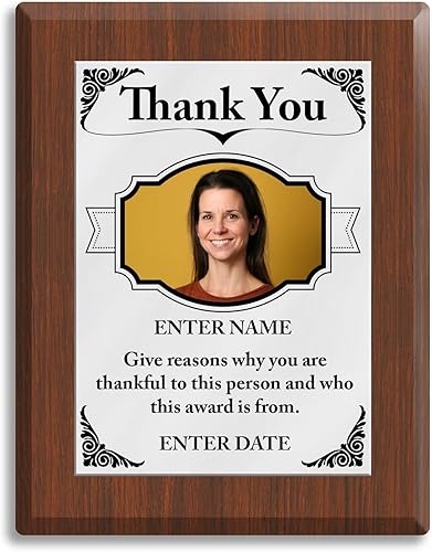 Placa personalizada con el premio de agradecimiento  Impresión a todo color  Añade tu propio texto y carga de fotos  Disponible en 9 tamaños  3