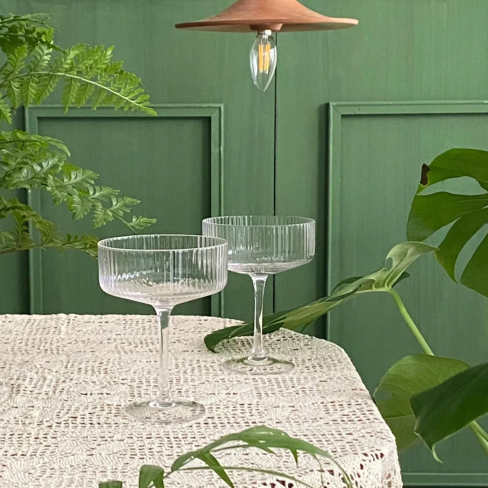 Set di 4 bicchieri da Martini da 283,5 g, a coste, per champagne, coupé