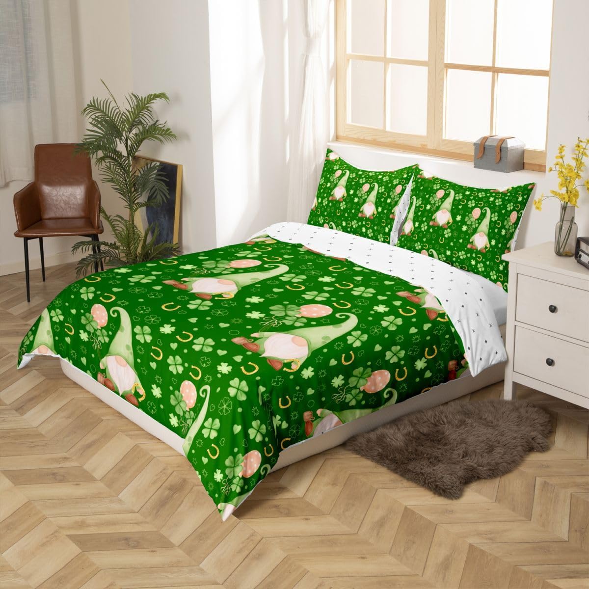 Happy St. Patrick's Day Duvet Cover Set Queen Size,Cute Gnomes Clover Leaf Bedding Sets 3Pcs for Girls Adult Room Decor,Horseshoe Love Dots Comforter Cover Green Spring Quilt Cover,2 Pillowcases