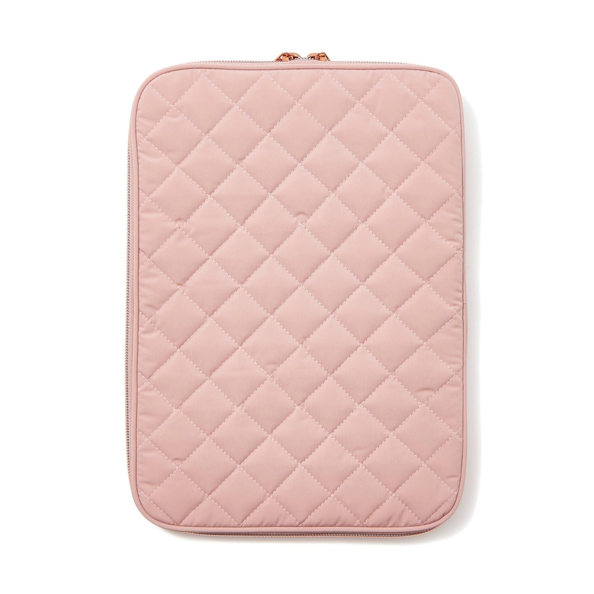 CHANEL　ピンク キルティング iPadケース CHANEL ピンク キルティング iPadケース