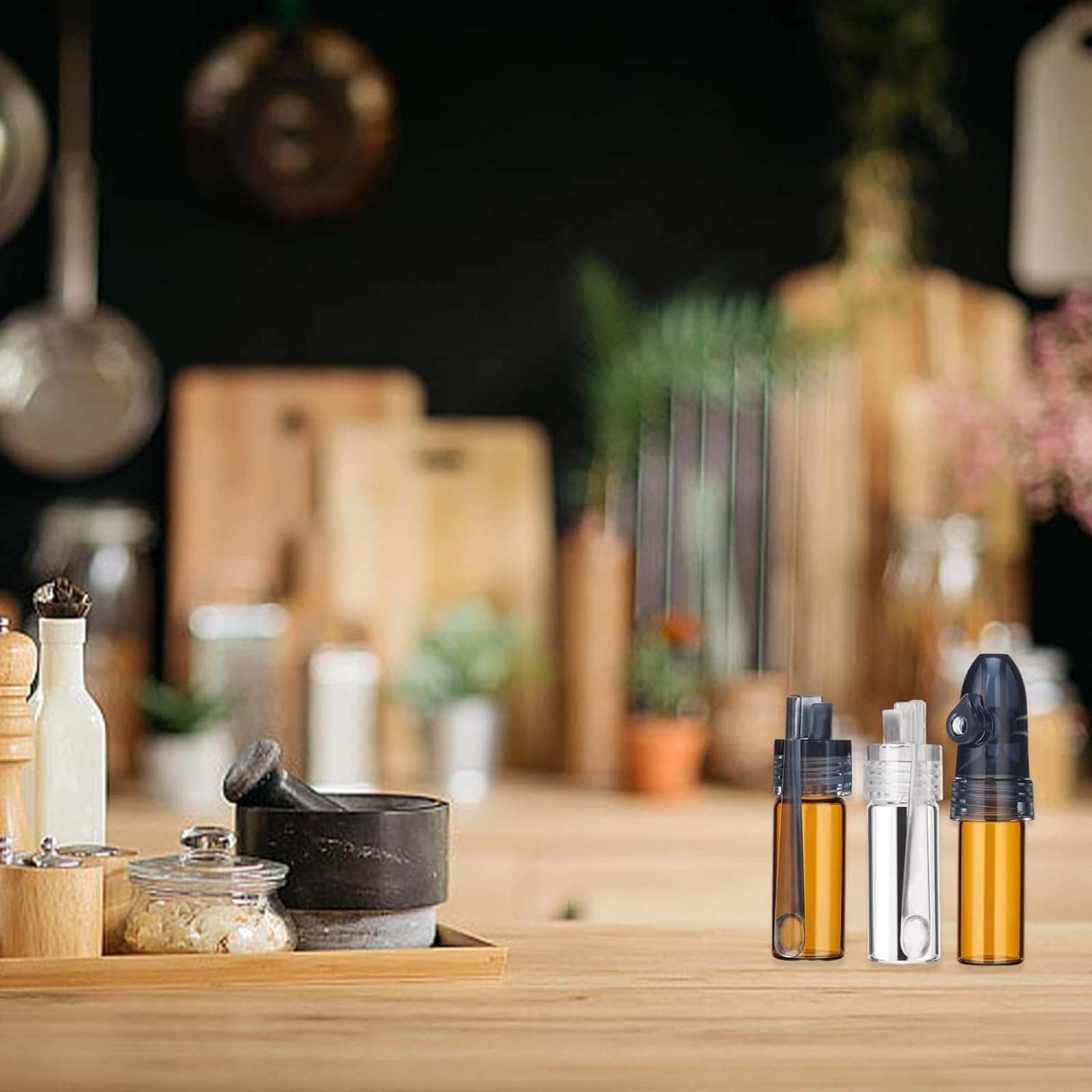 Pot a Epices, 4 Pièces Pot Epices Verre, Verre Récipient à Épices, Brun et Blanc Outils pour Épices en Poudre, avec Petit Entonnoir, pour le Camping et les Voyages