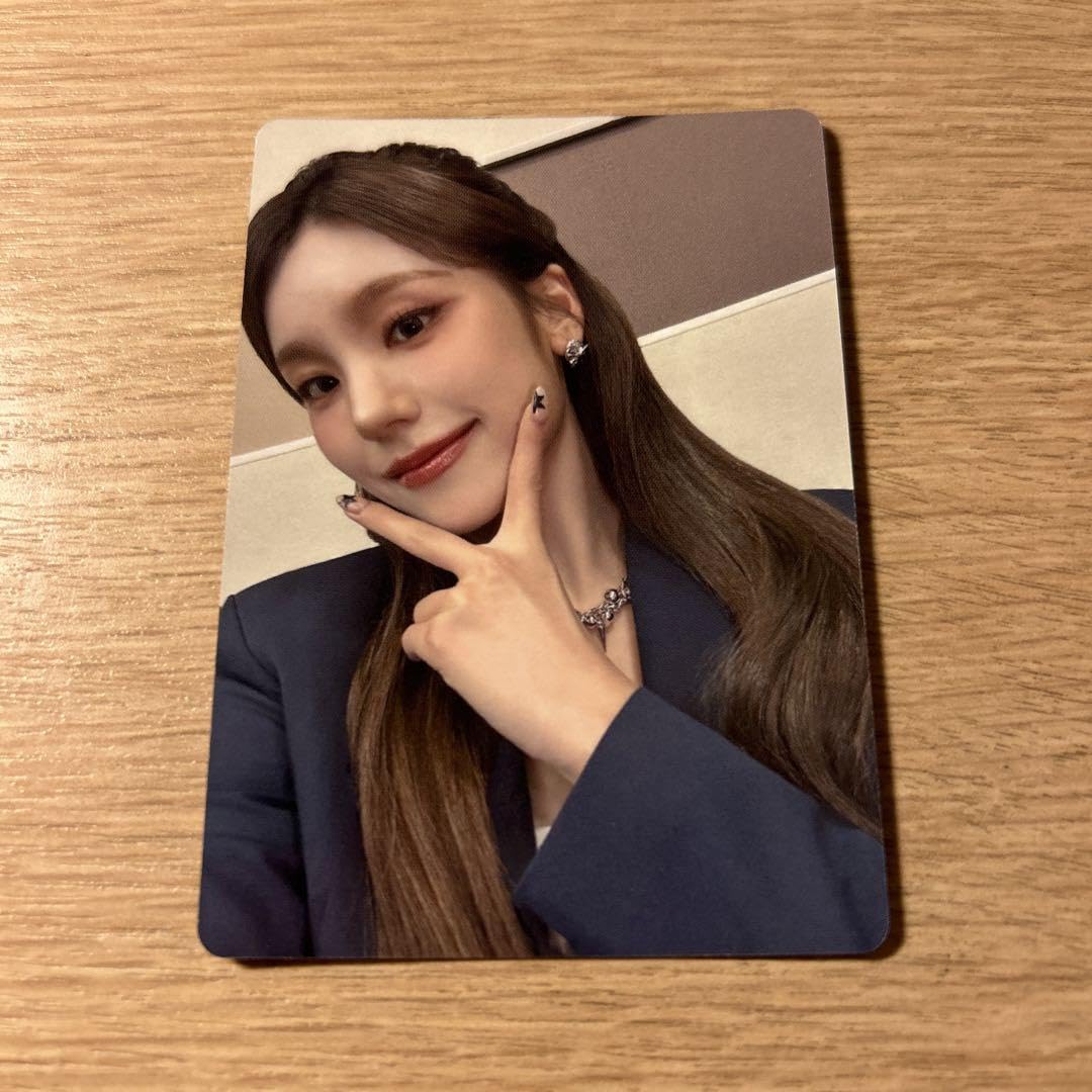 Amazon.co.jp: ITZY イェジ トレカ 会場 Algorhythm ① : Office Products