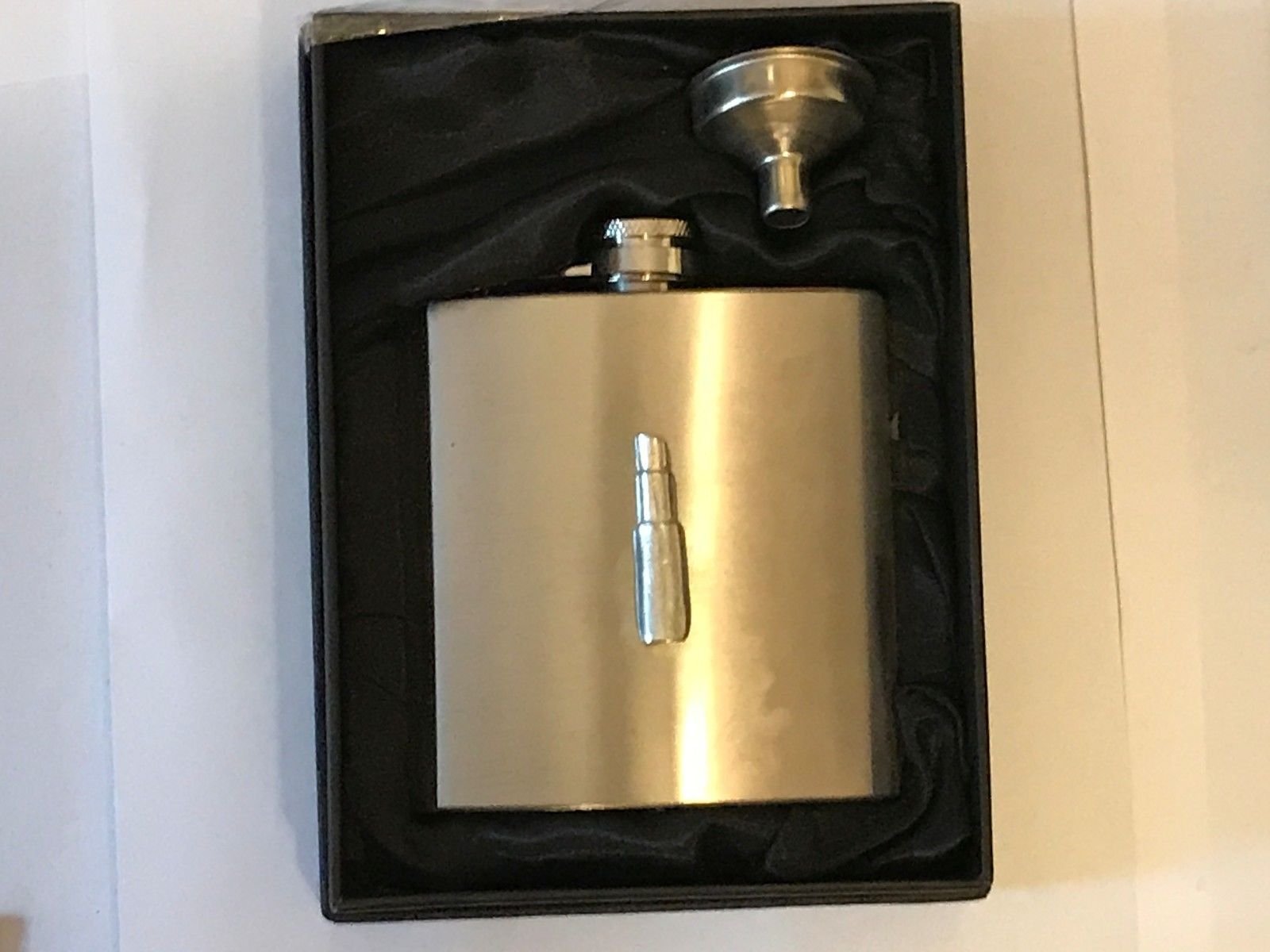 Flasque acier inoxydable avec entonnoir et boîte cadeau pour homme et femme