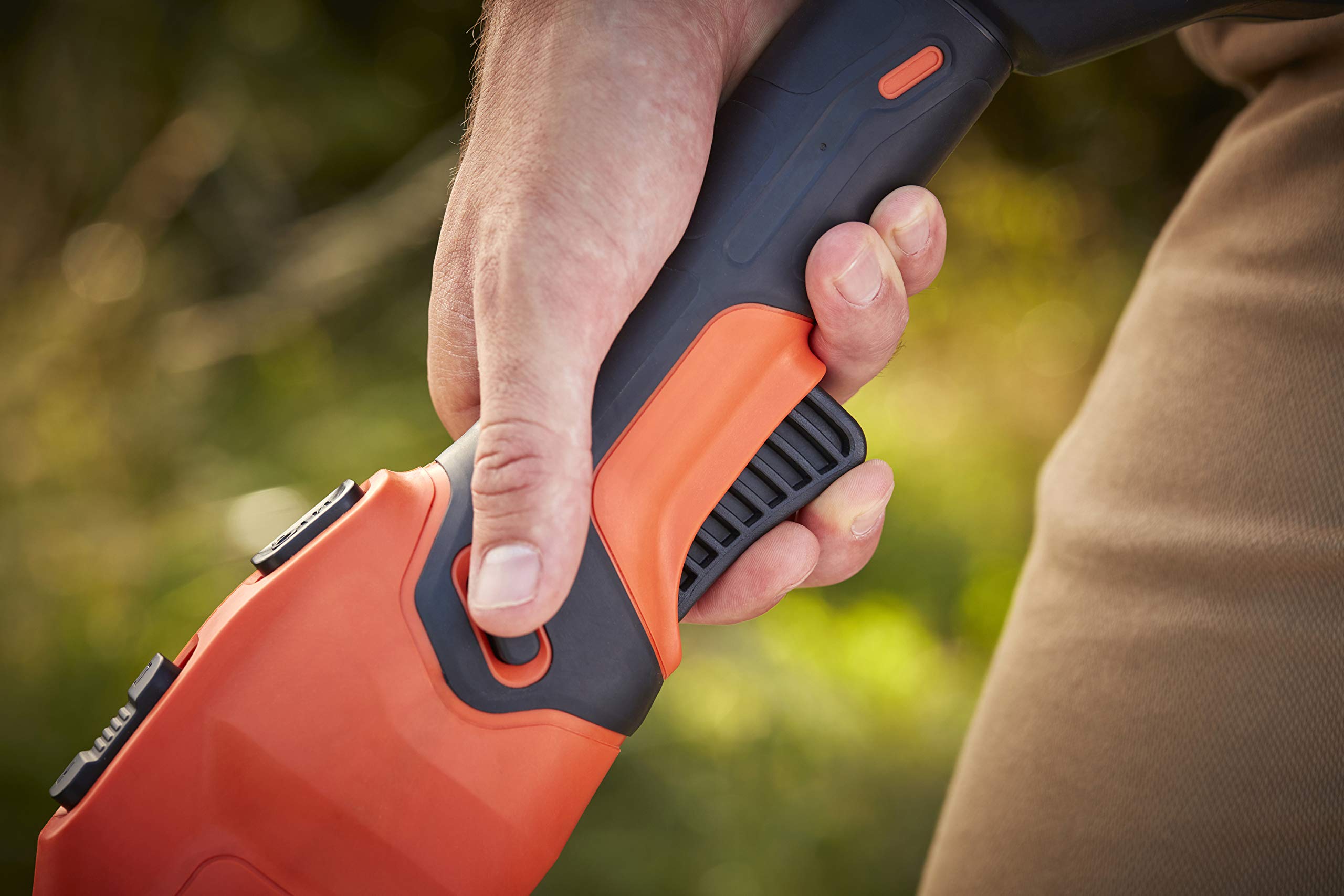 BLACK+DECKER Coupe-Bordures 33cm Sans Fil 36V 2,5 Ah POWERCOMMAND Tête Pivotante 180° - Tube Télescopique - 2 Poignées BCSTE636L1-QW