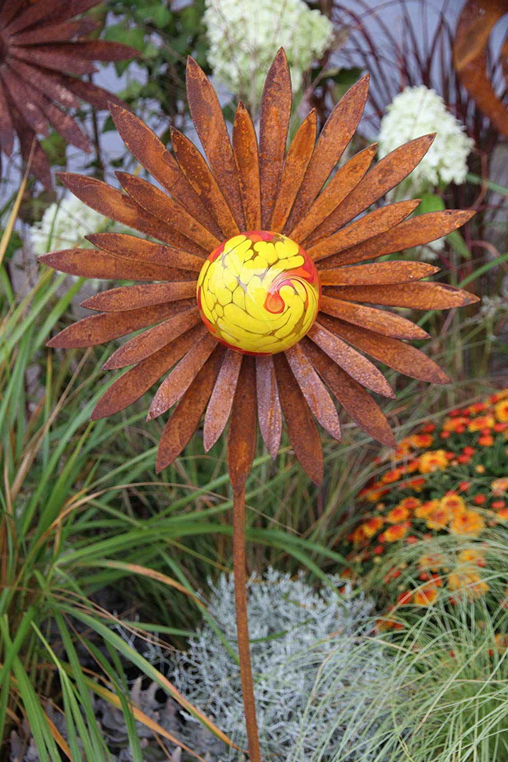 Fiore In Metallo Arrugginito Bornhöft Per Giardino - Decorazione Rustica Alta 66 Cm - Paletto Da Esterno