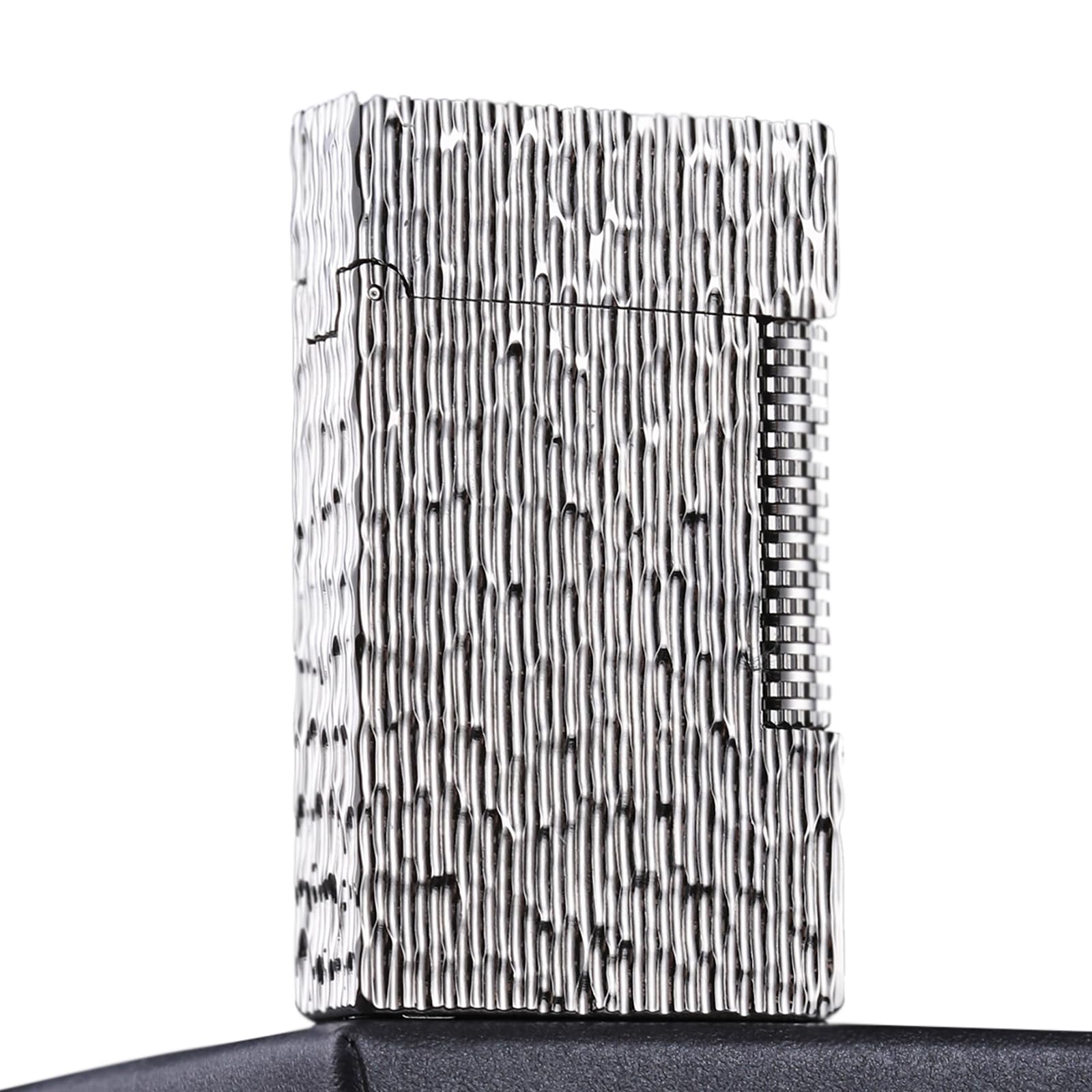 Briquet cratère en cuivre : résolvez le problème des briquets jetables avec l'allumage latéral