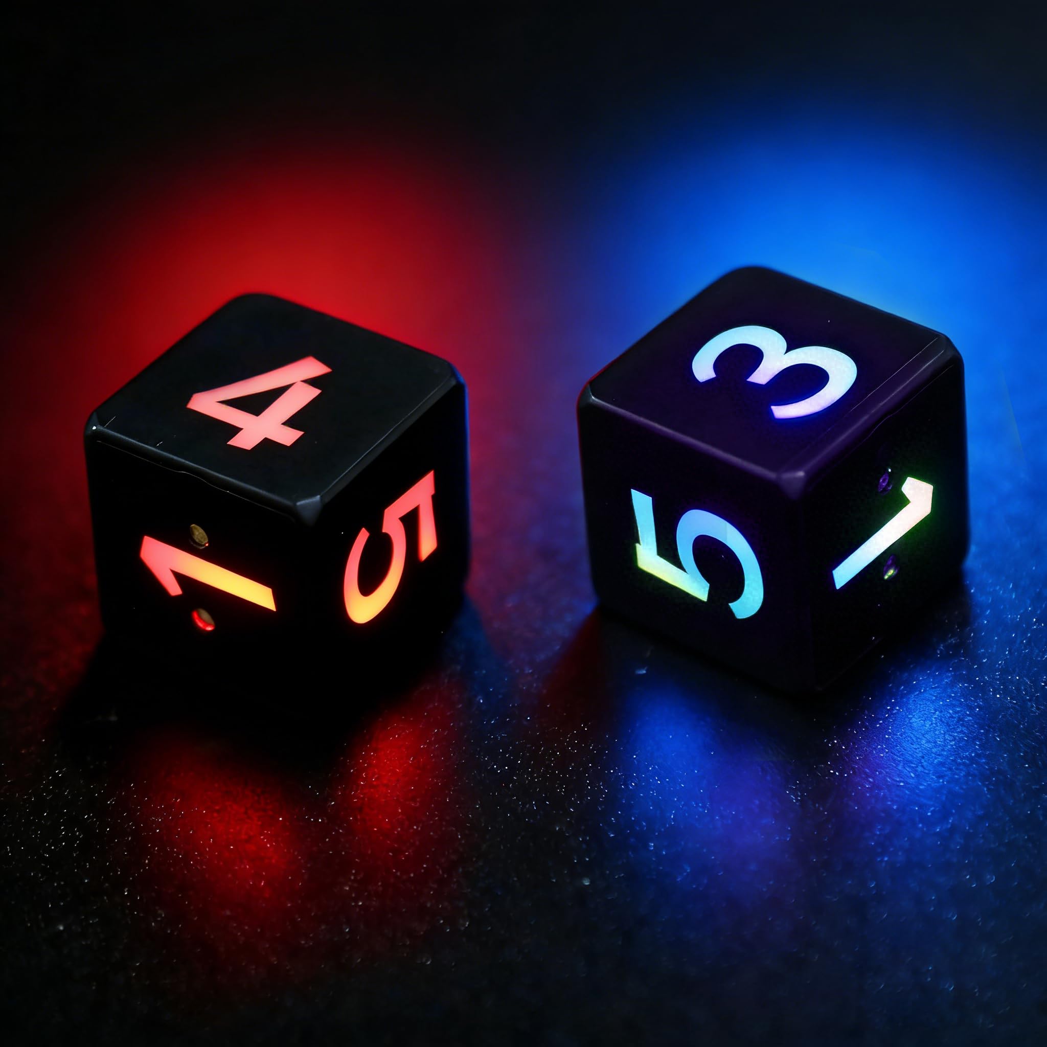 Paquete de 2 dados de números, dados iluminados, chip de sensor de vibración integrado, la vibración brillará. Una hora de carga se puede utilizar 1000 veces.