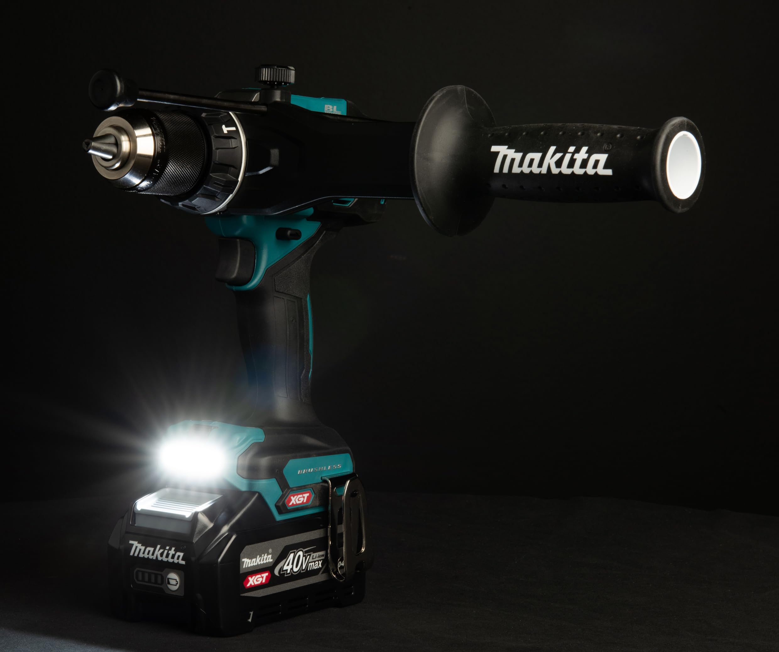 Makita HP003GU201 Akku-Schlagbohrschrauber, 40V max., 4,0 Ah, 2 Akkus, Ladegerät, im MAKPAC