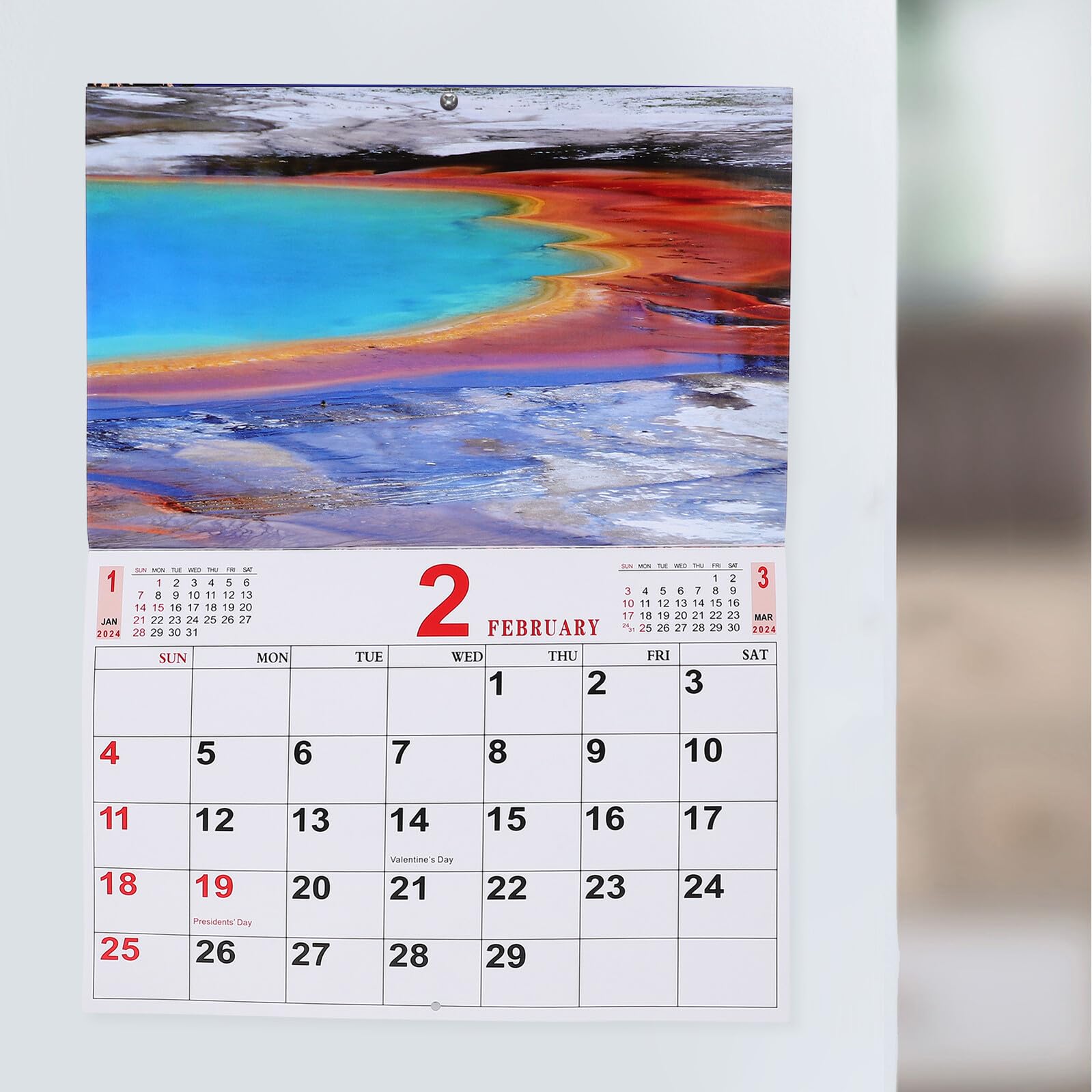 DOITOOL Wandkalender Querformat mit Landschaftsfotos Robuster Monatskalender zum Aufhängen Praktischer Home Hanging Calendar für Tägliche Terminplanung und Ereignisnotizen