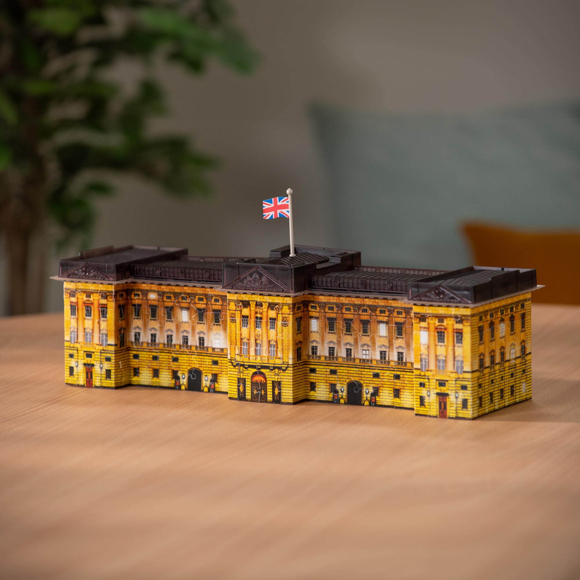 Ravensburger 3D Puzzle 12529 - Buckingham Palace Night Edition - leuchtet im Dunkeln - der Buckingham Palast zum selber Puzzeln für Erwachsene und Kinder ab 8 Jahren