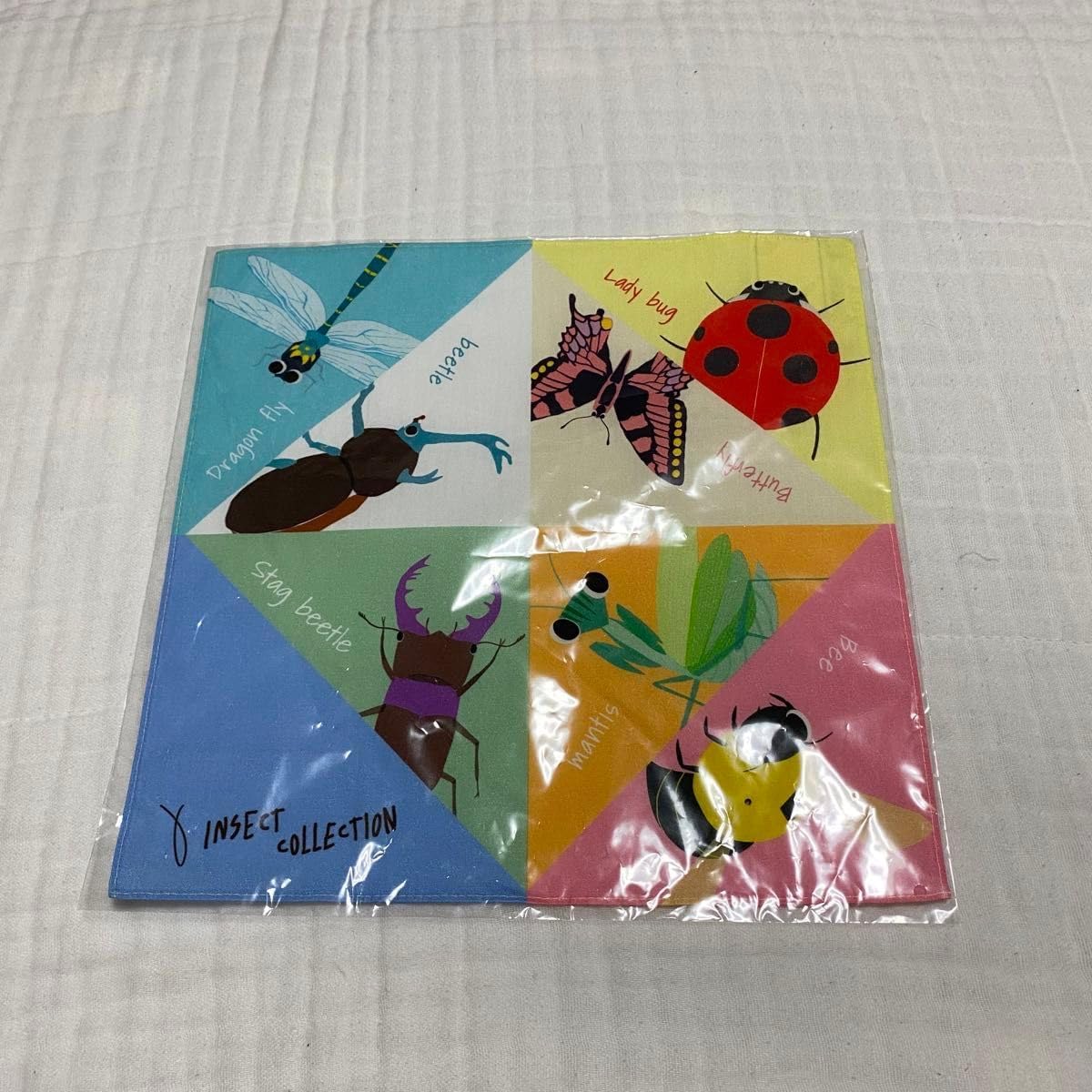 有田焼 福泉窯 青白磁 花瓶 花鳥紋 孔雀と山帰来 有田焼 福泉窯 青白磁