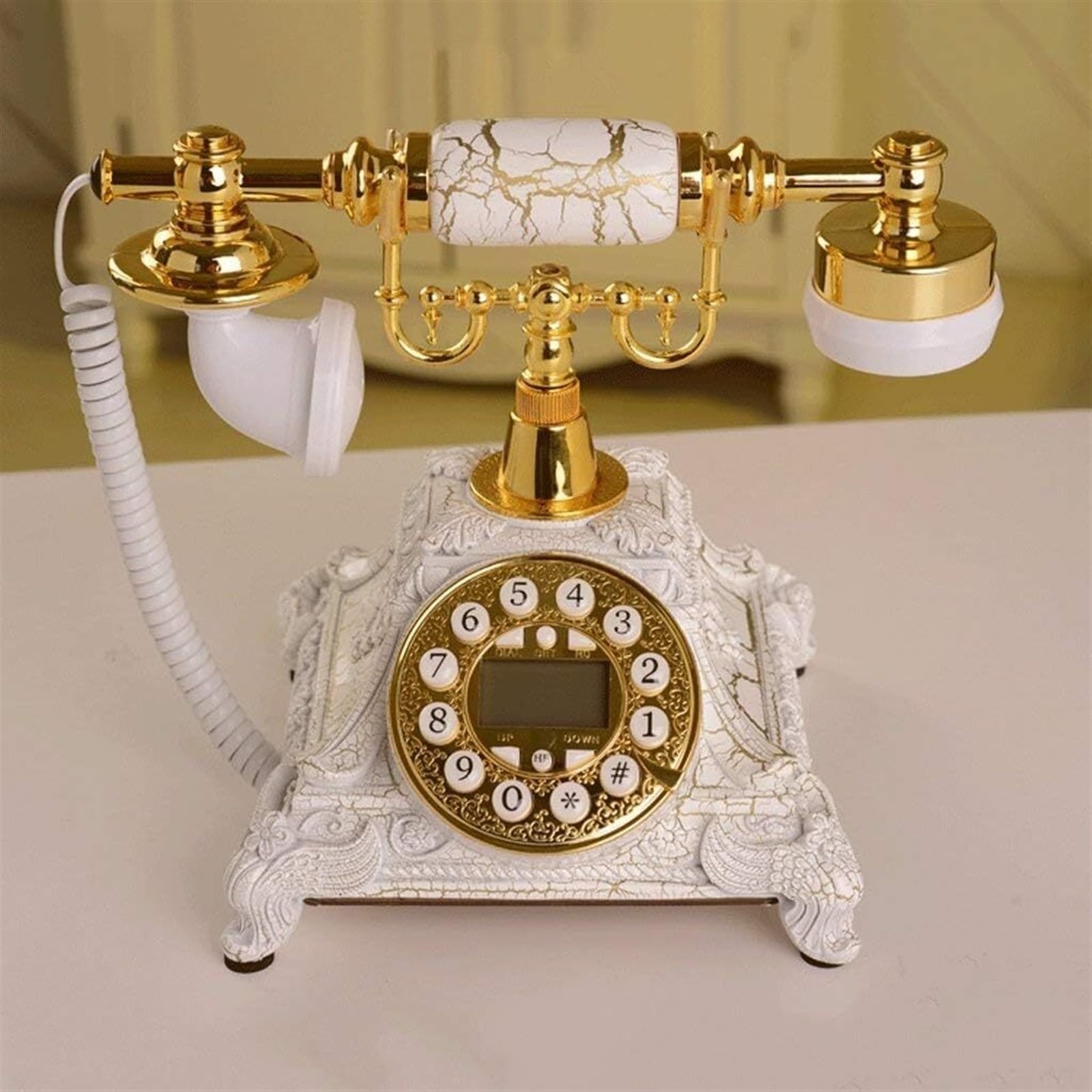 Téléphone fixe rétro ELzEy en résine pour sublimer votre table de salon