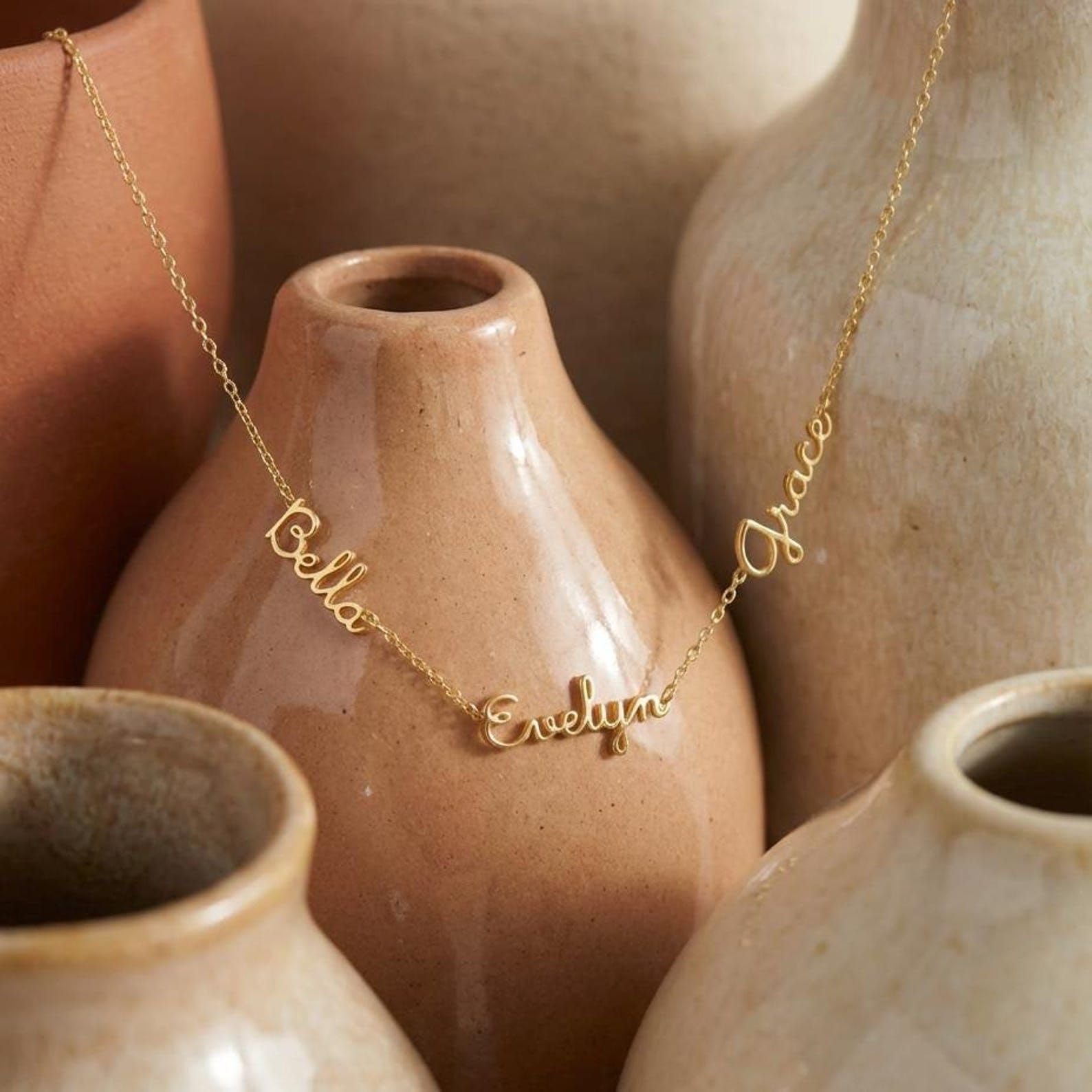 Multiplo collana con nome, delicato gioiello di famiglia bambini nome per mamma Natale per lei