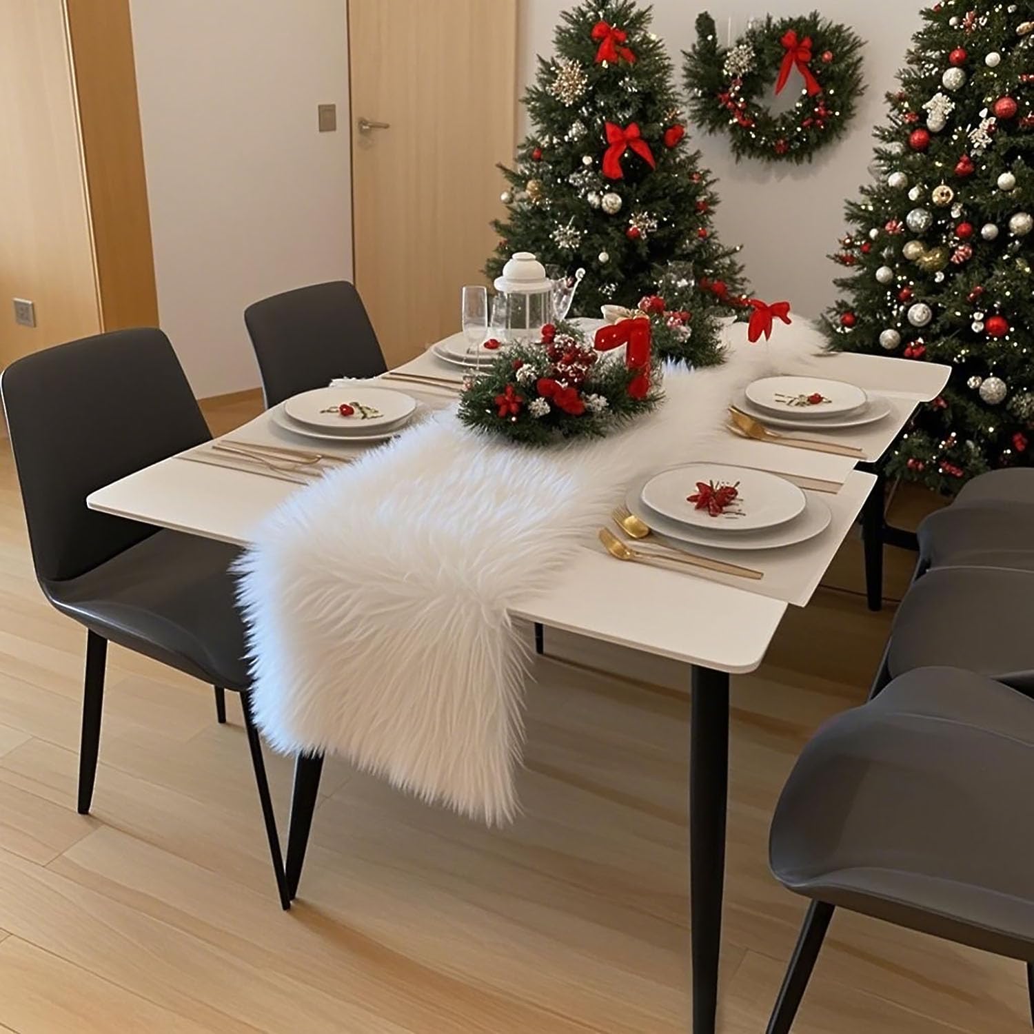 Kunstfell Tischläufer,Fell Tischläufer Weihnachten Weiß Modern Deko Oster Perfekt für Weihnachten ,Hochzeit Home Esstisch, Schminktisch, Couchtisch (30cm x 180cm) | Weicher, flauschiger weißer Kunstfell-Tischläufer für Weihnachten, Esstischdekoration mit