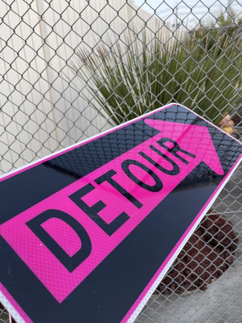 USA 巨大DETOUR看板 USA 巨大DETOUR看板