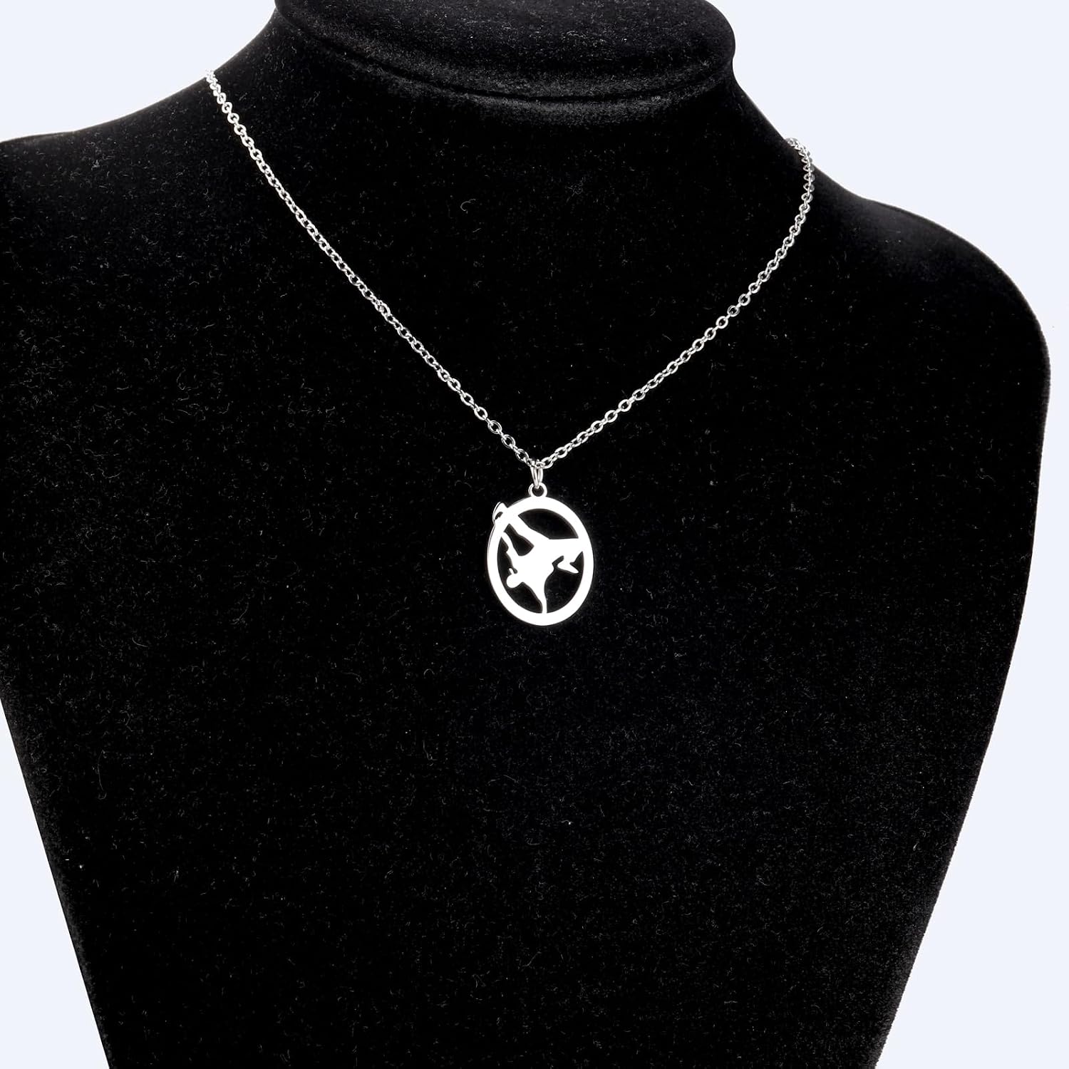 LQRI Hip Hop Dancer Necklace - Jumping Sport Jewelry for Dance Lovers, Break Dancing and Street Dancer Gift