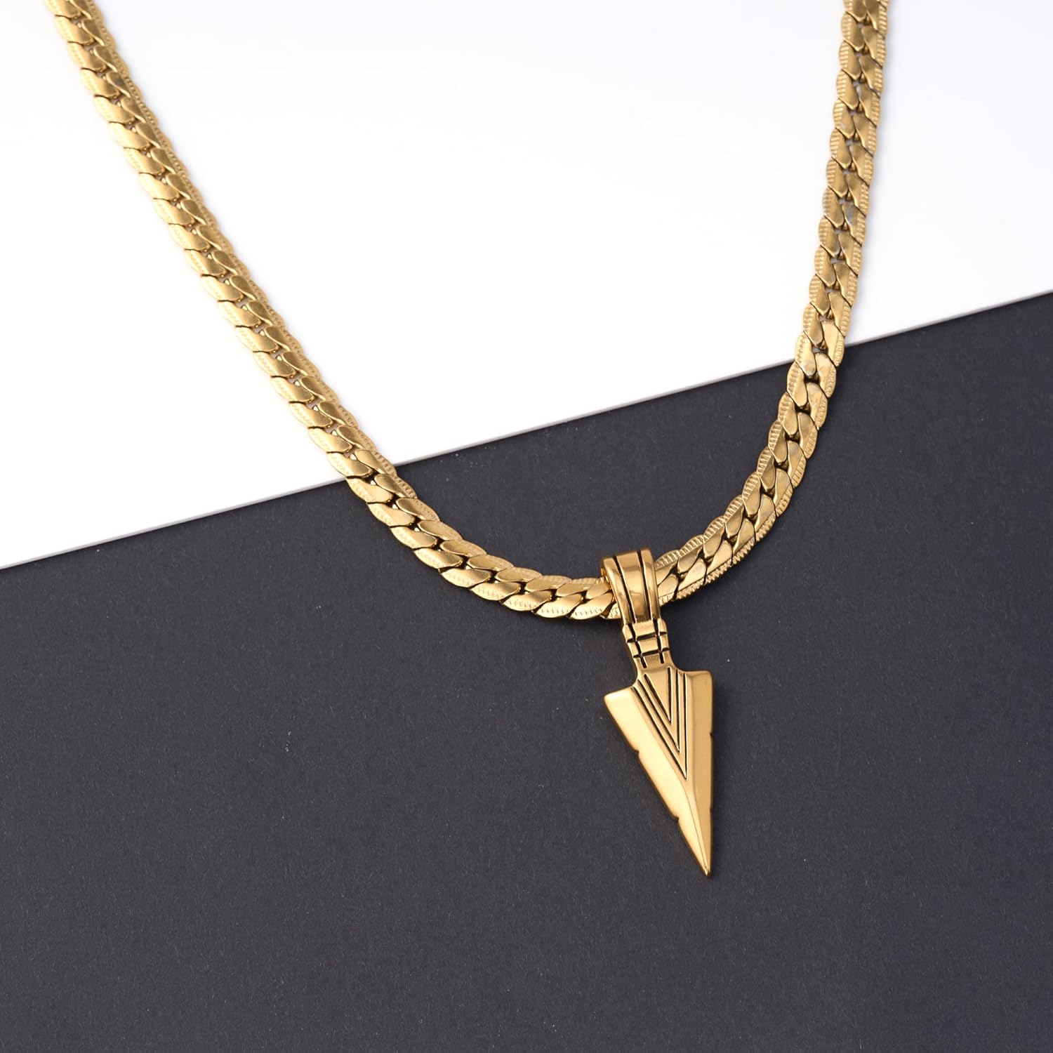 Chain and Pendant Arrowhead Gold-plated Stainless Steel for Men and Women - Image 3