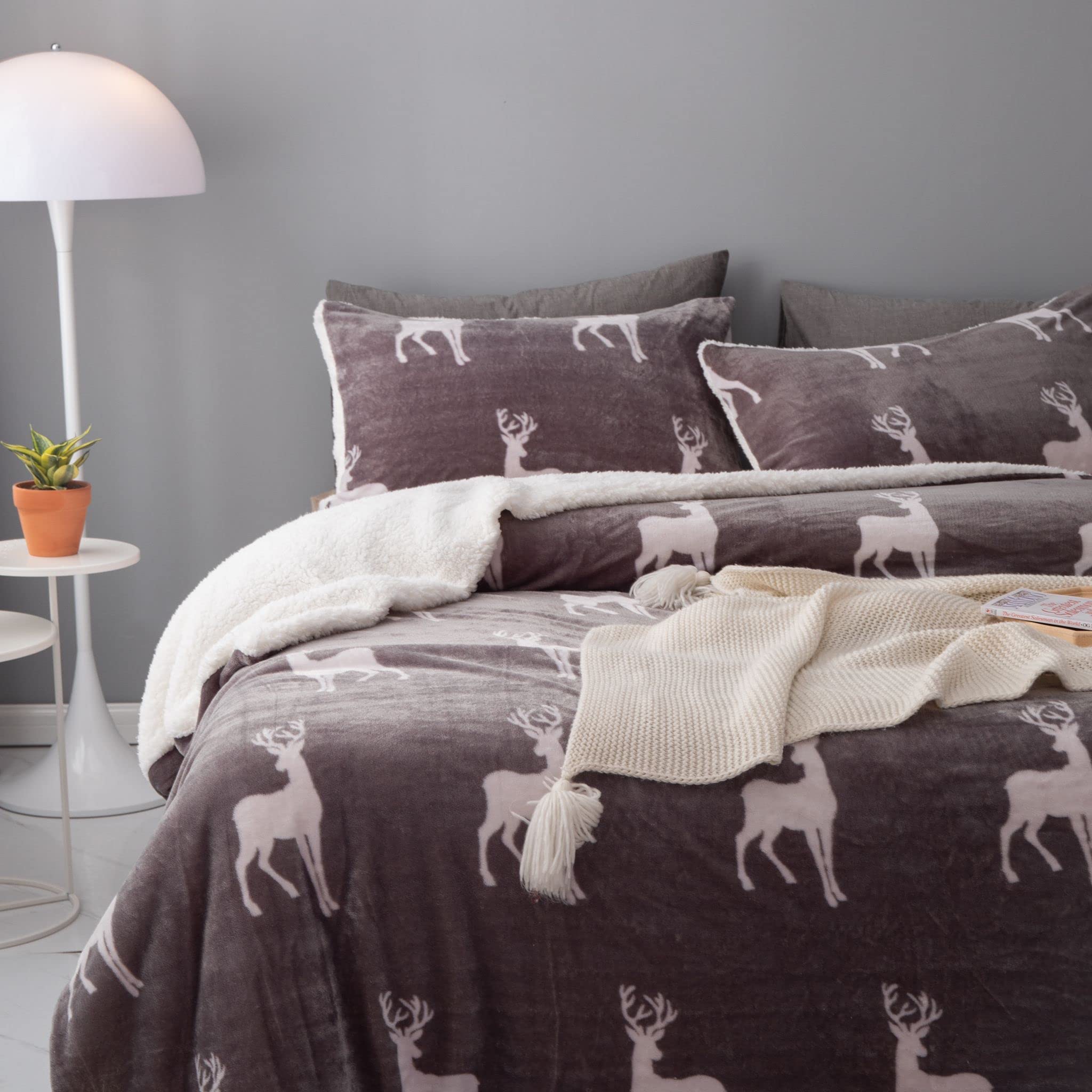 Y Homeware Grey Stag Yorkshire Homeware Printed Teddy Fleece Duvet Cover Set With Pillowcase Cosy Soft Warm 100% Polyester Sherpa Reverse (, Double)