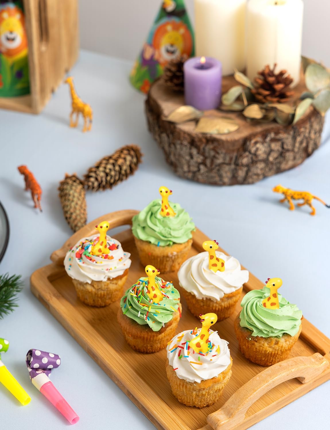 120PCS Mini Resin Giraffe Miniature Giraffe Animal Figurine, Cute Tiny Giraffes Bulk for Cake Topper Garden Landscape Dollhouse Hide Game Party Decor DIY Craft
