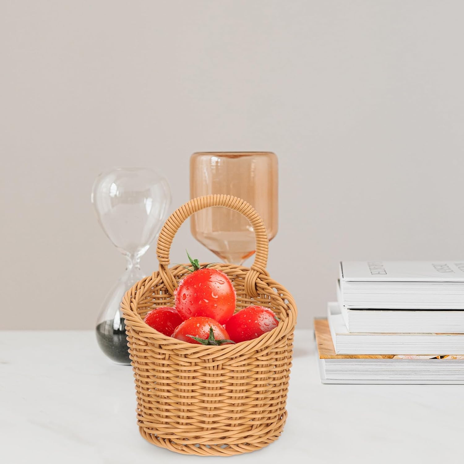Woven Kitchen Storage Basket Large Wall-mounted Garlic and Ginger Holder Faux Rattan Hanging Basket for Kitchen Organization and Food Storage