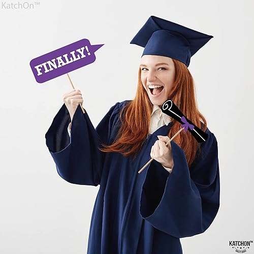 Miniatura 9 de KatchOn, Cartel de feliz graduación morado y dorado  XL, 72 x 44 pulgadas con accesorios de cabina de fotos de graduación morados 2023  Paquete de