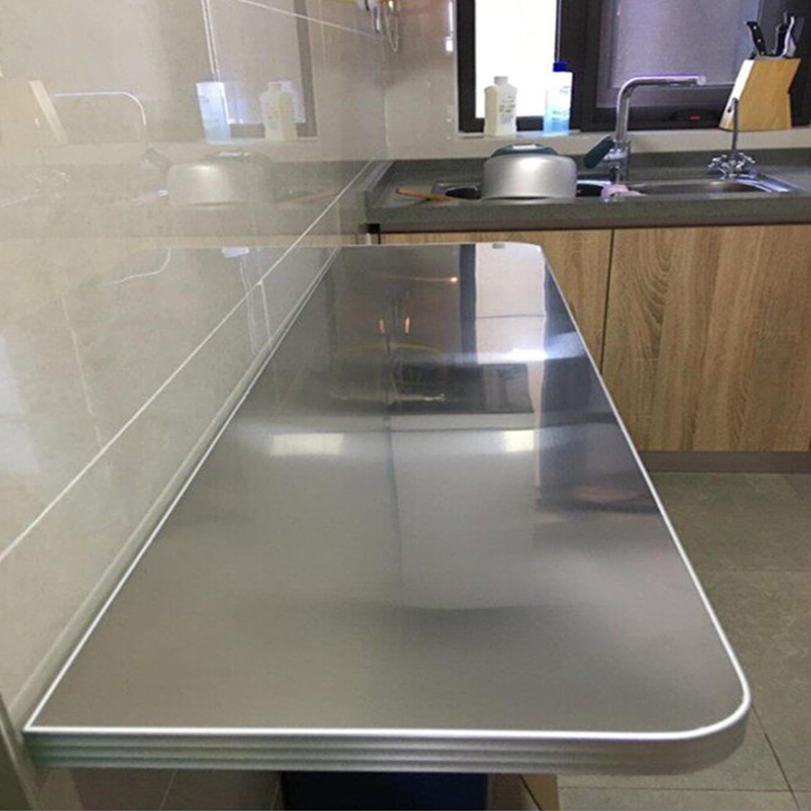 Table pliante murale robuste en inox avec support rabattable