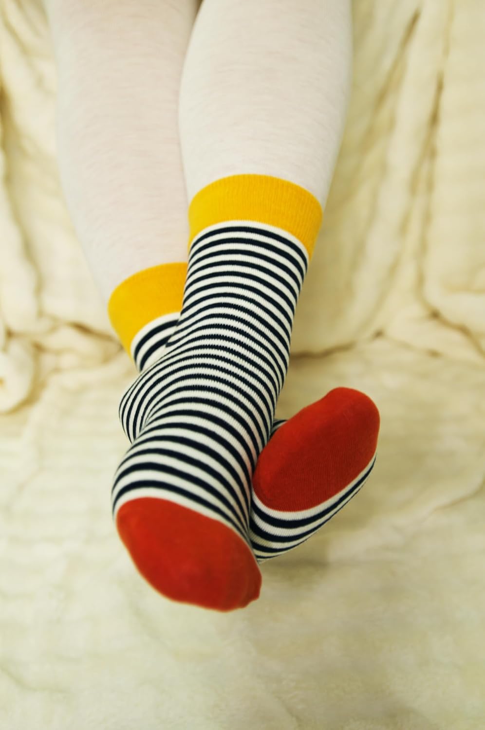 4 Pairs Womens Socks Multi pack of Colorful Cotton Crew Socks Breathable And Versatile Casual Leisure Cotton Socks