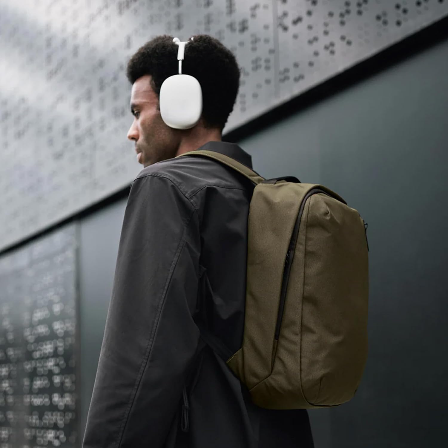 ALPAKA Metro Backpack,12L Small commuter Backpack - Fits Most 14" Laptops - Soft-touch fleece-lined device sleeve (Army Green) - Image 9