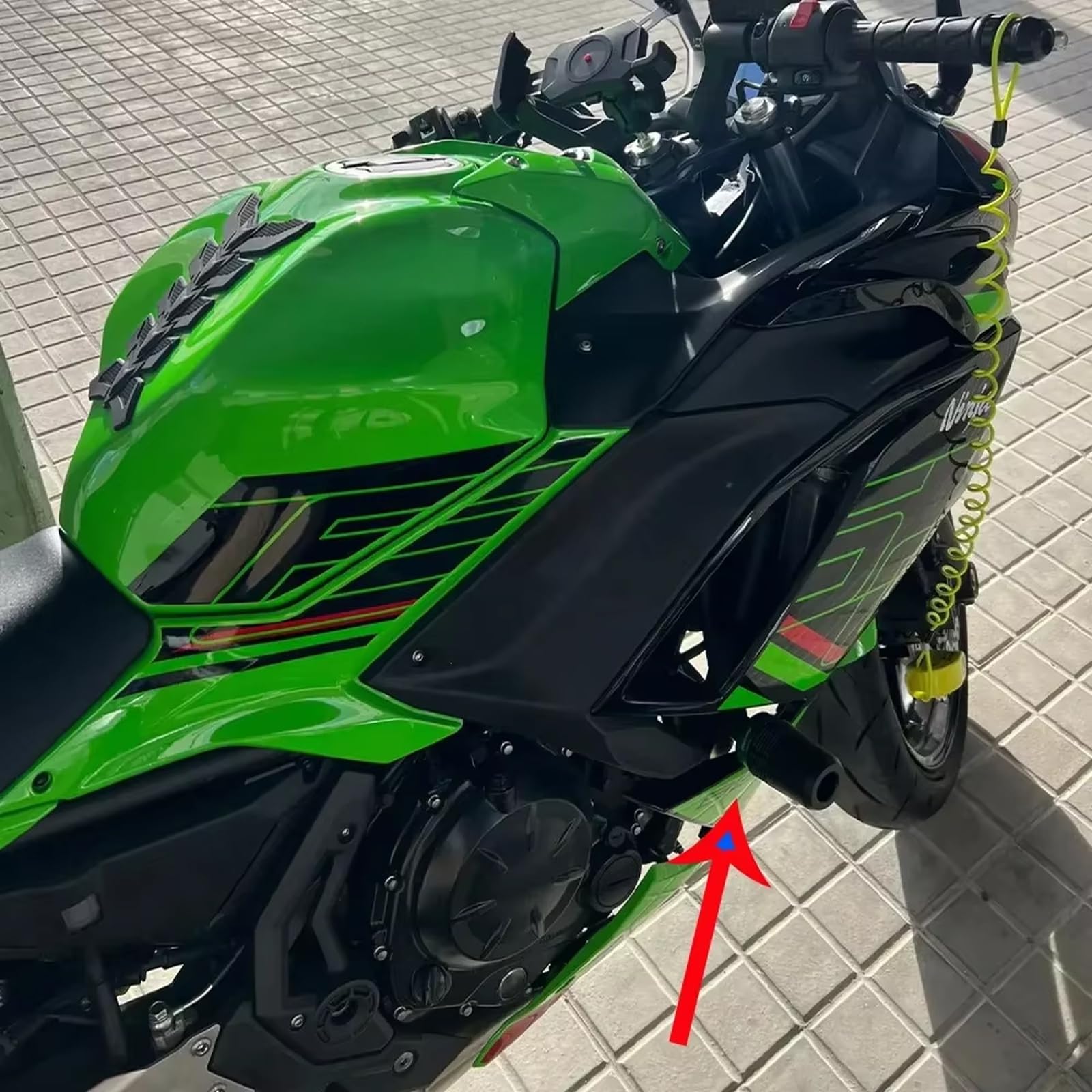 Schutzrollen Rahmenschutz Für KAWASAKI Ninja400 Z400 2018-2023 NINJA500 Z500 NINJA Z 500 2024 2025 Motorrad Zubehör Rahmen Motor Schutz Antifall Sturz (400-Grün)