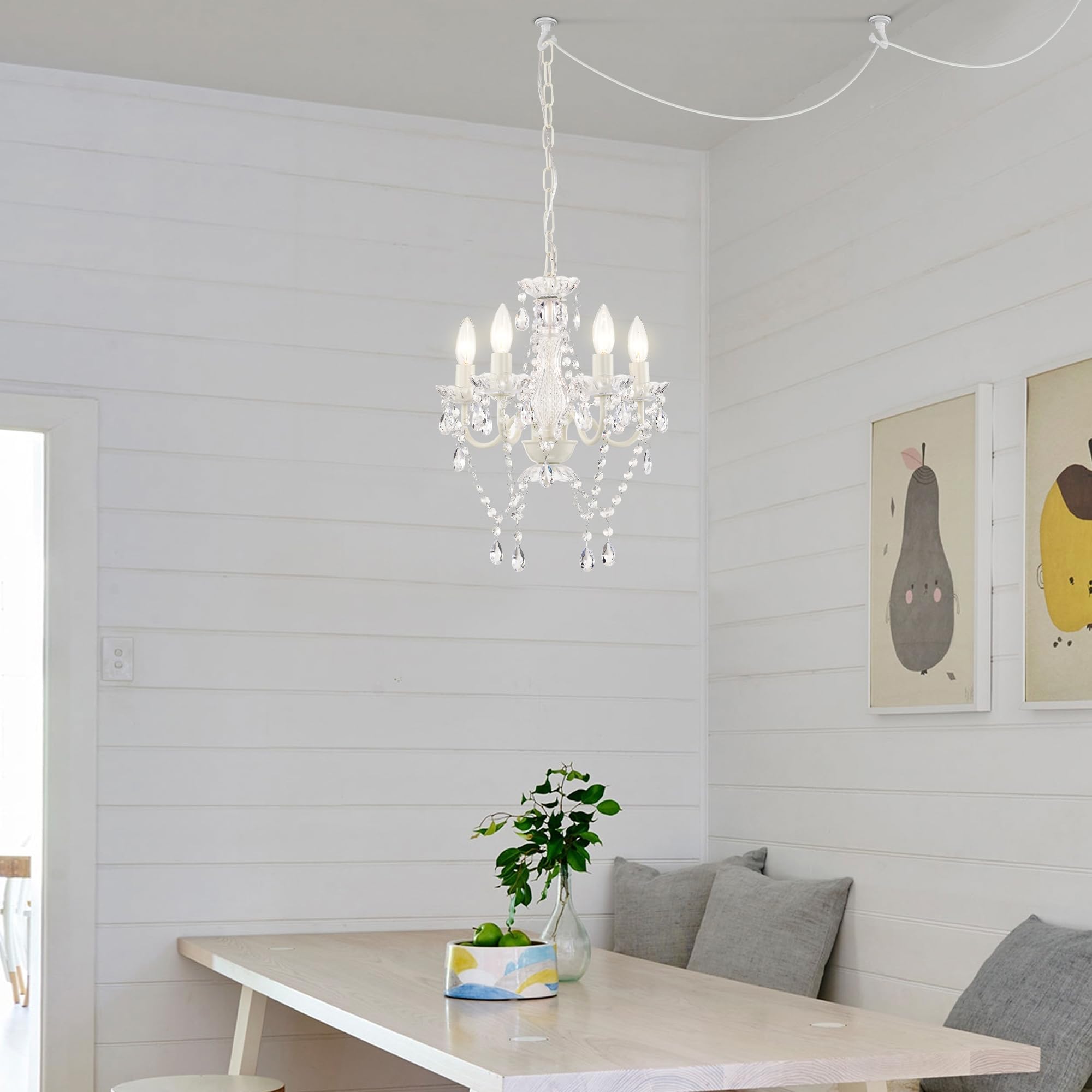 Alighting Kronleuchter Weiß mit Stecker 4-flammig | Kleiner Acryl Kronleuchter mit Kristalloptik Ø41cm, Pendelleuchte für Kleine Räume, Schlafzimmer, Flur, E14