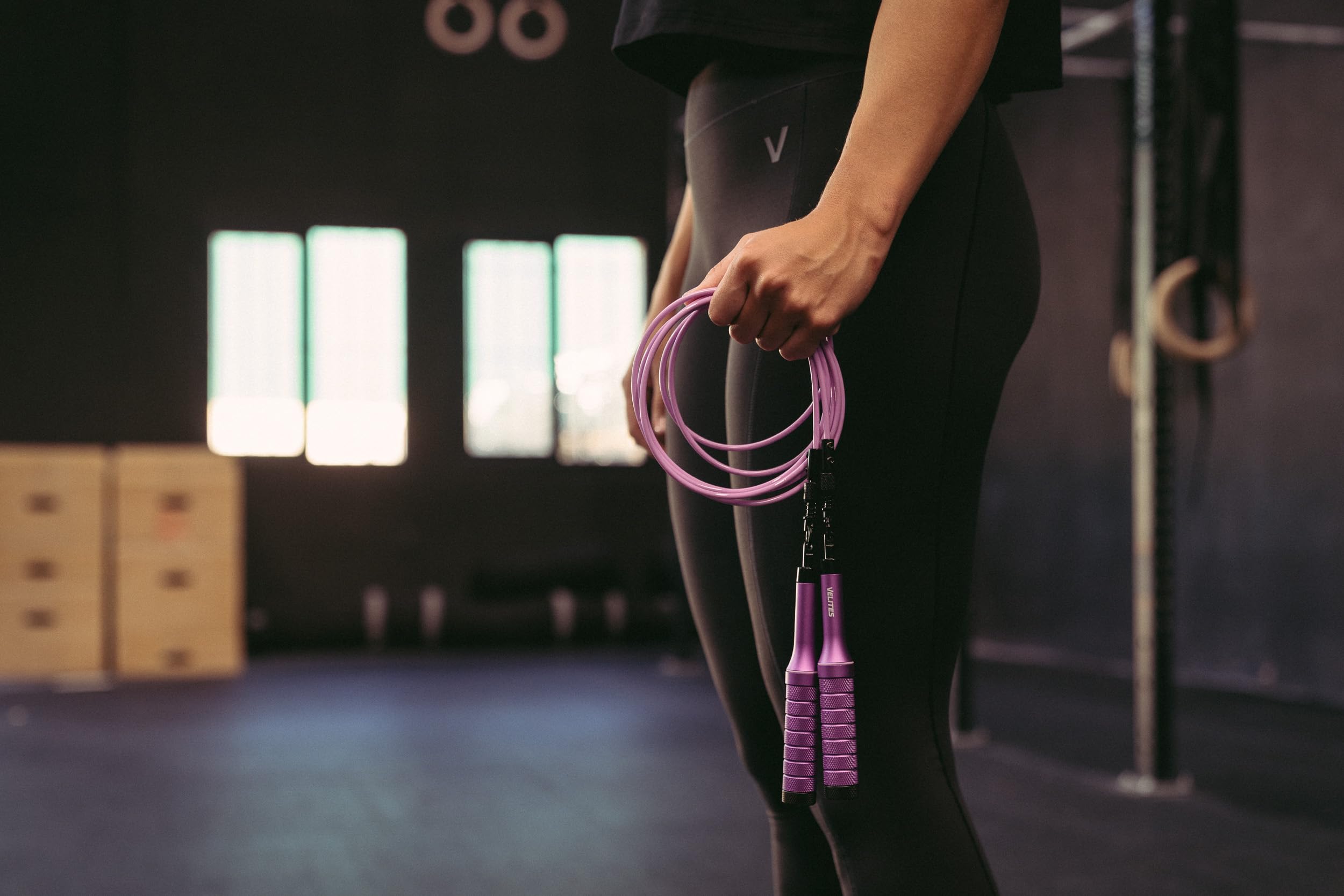 Velites Earth 2.0 Corda per saltare in alluminio aereo | Purple | Sistema avanzato con cuscinetti e cavo da 4 mm | Personalizzabile con pesi | App di allenamento inclusa