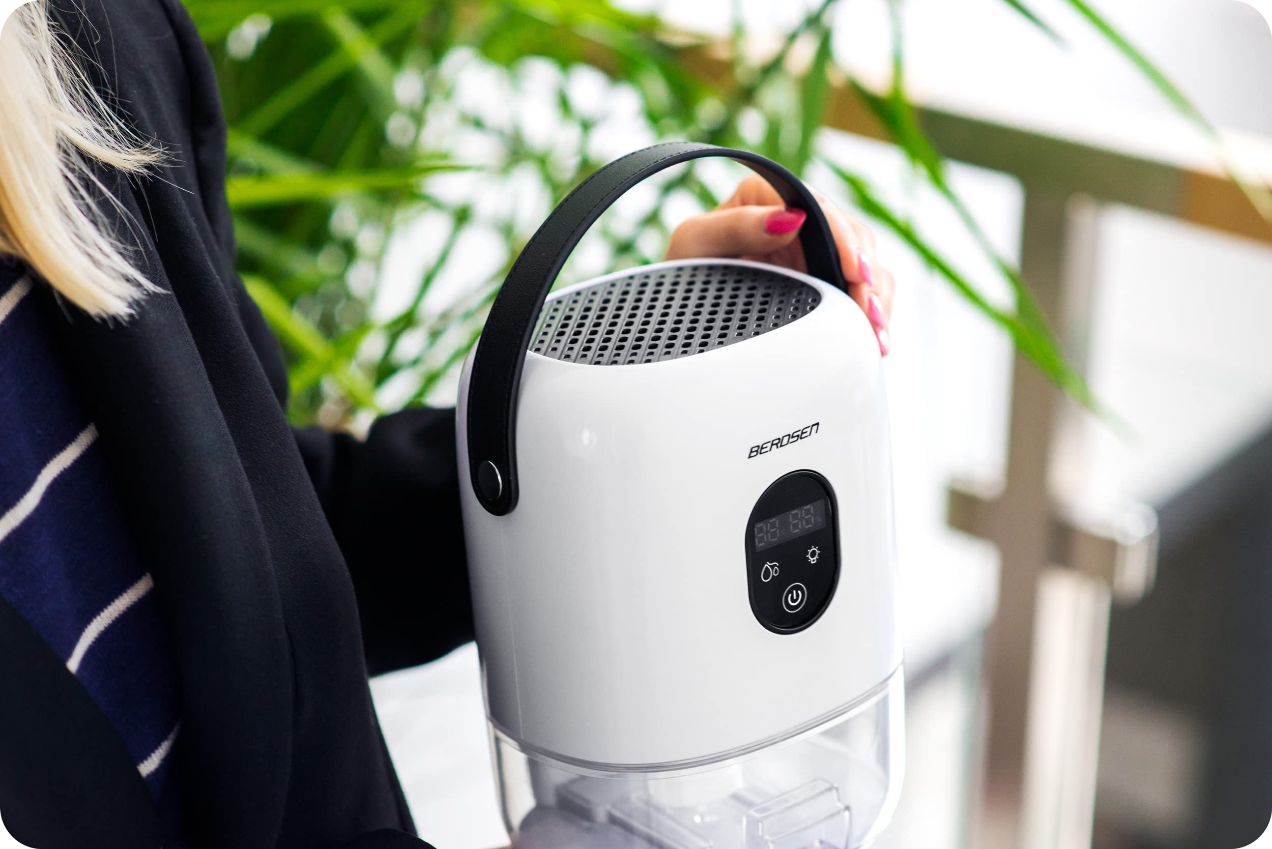 Osuszacz powietrza pochłaniacz wilgoci Berdsen BR-10B 1000 ml 22,5 W biały światla LED