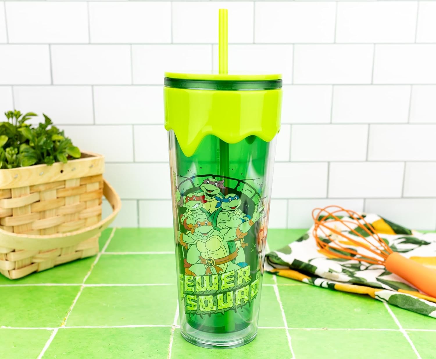 Silver Buffalo Teenage Mutant Ninja Turtles “Sewer Squad” Plastic Drip Tumbler Featuring Leonardo, Donatello, Michelangelo, and Raphael, 26 Ounces - Image 4