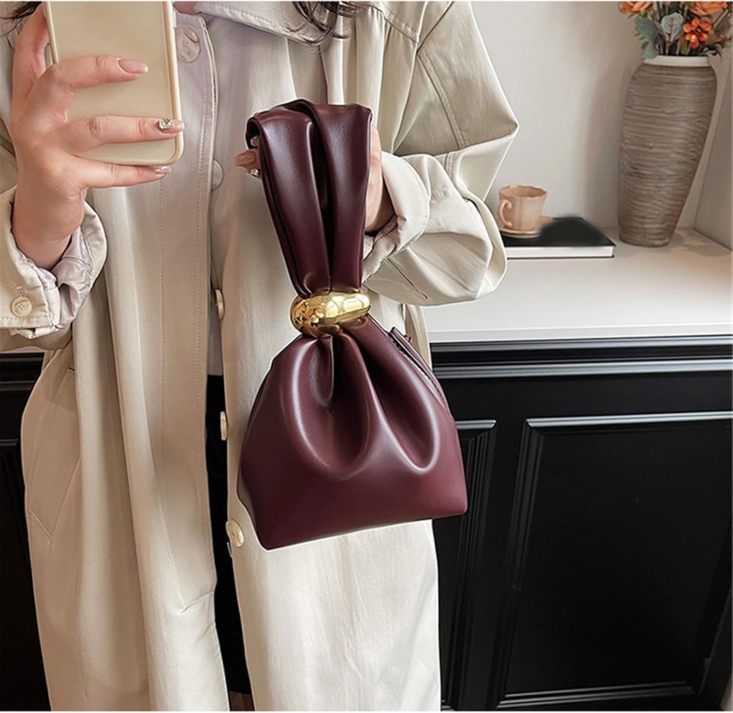 Stylish Evening Bag for Women with Knots Pouches Designs and Portable Wristlet Handbag Spacious Interior Handbags Fashionable