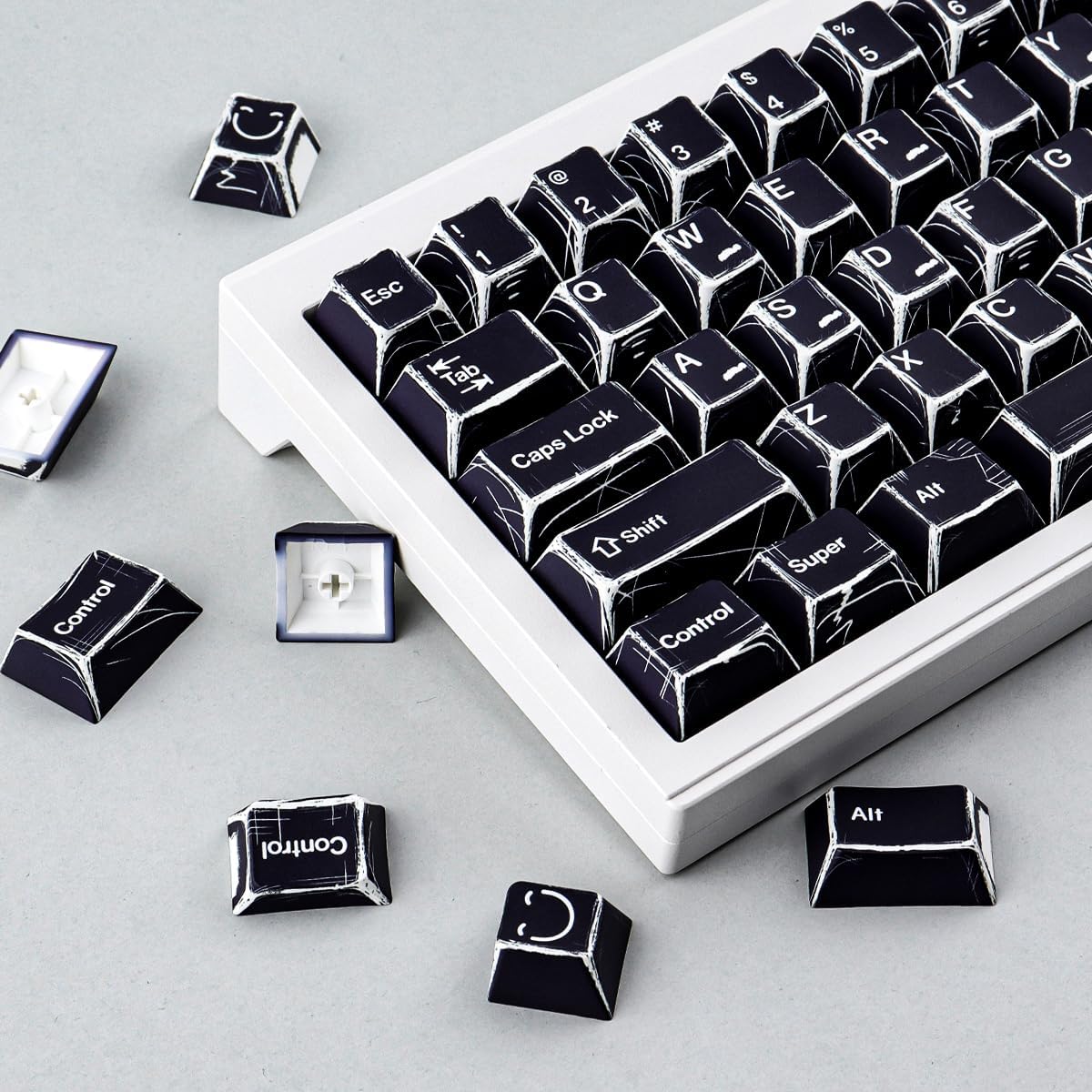 Heykit PBT Keycaps - Japanese Manga Theme Keycaps for 60%, 65%, 75%, 100% Keyboard, 131 Keys Dye-Sub Custom Cherry Profile Keycap, Minimalist Style Key Caps for Cherry MX Mechanical Keyboard, Black