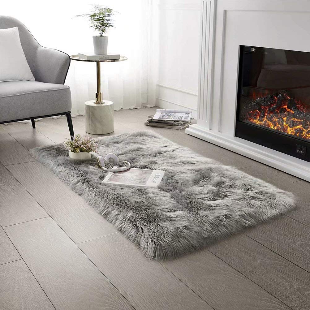 Haoye Tapis de Chevet, Absorbant Antistatique Anti-poussière, Tapis Laine Salon, 6 cm de Long, pour Intérieur, Séjour, Chambre, Couloir - Gris 70x90cm