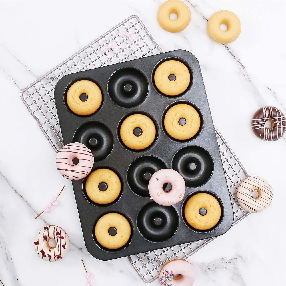 CANDeal Bandeja para hornear rosquillas de 12 agujeros Lata para rosquillas, Lata para hornear rosquillas antiadherente, Lata para pasteles de rosquillas, Molde para rosquillas Bandejas