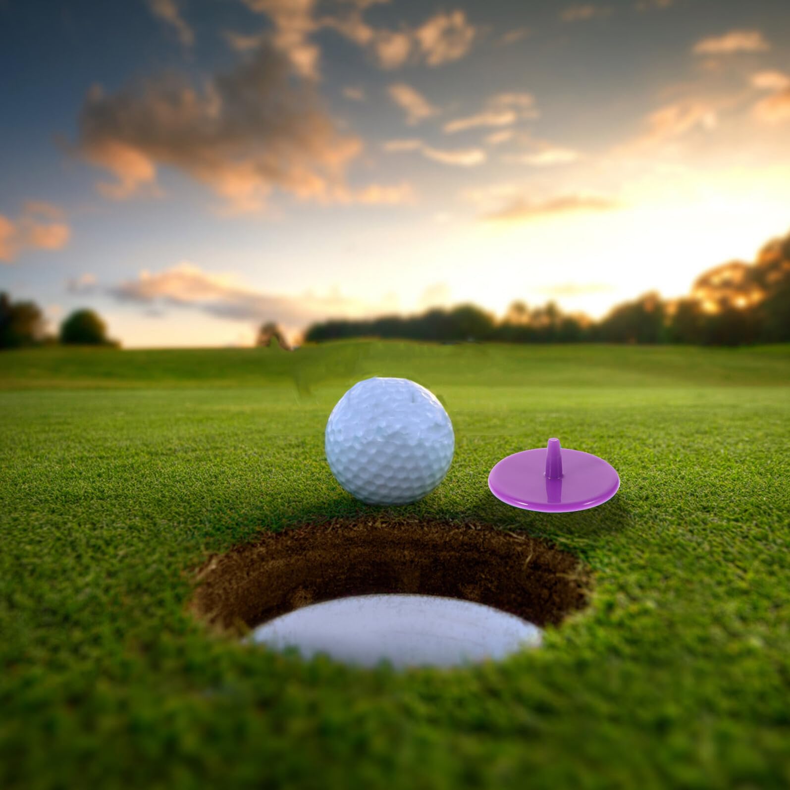 Supvox 100 Stück Golfball Ballmarker aus Robustem Kunststoff Runde Positionsmarkierungen Wiederverwendbare Golfplatz Ausrüstung für Golfer Zufällige Farbe