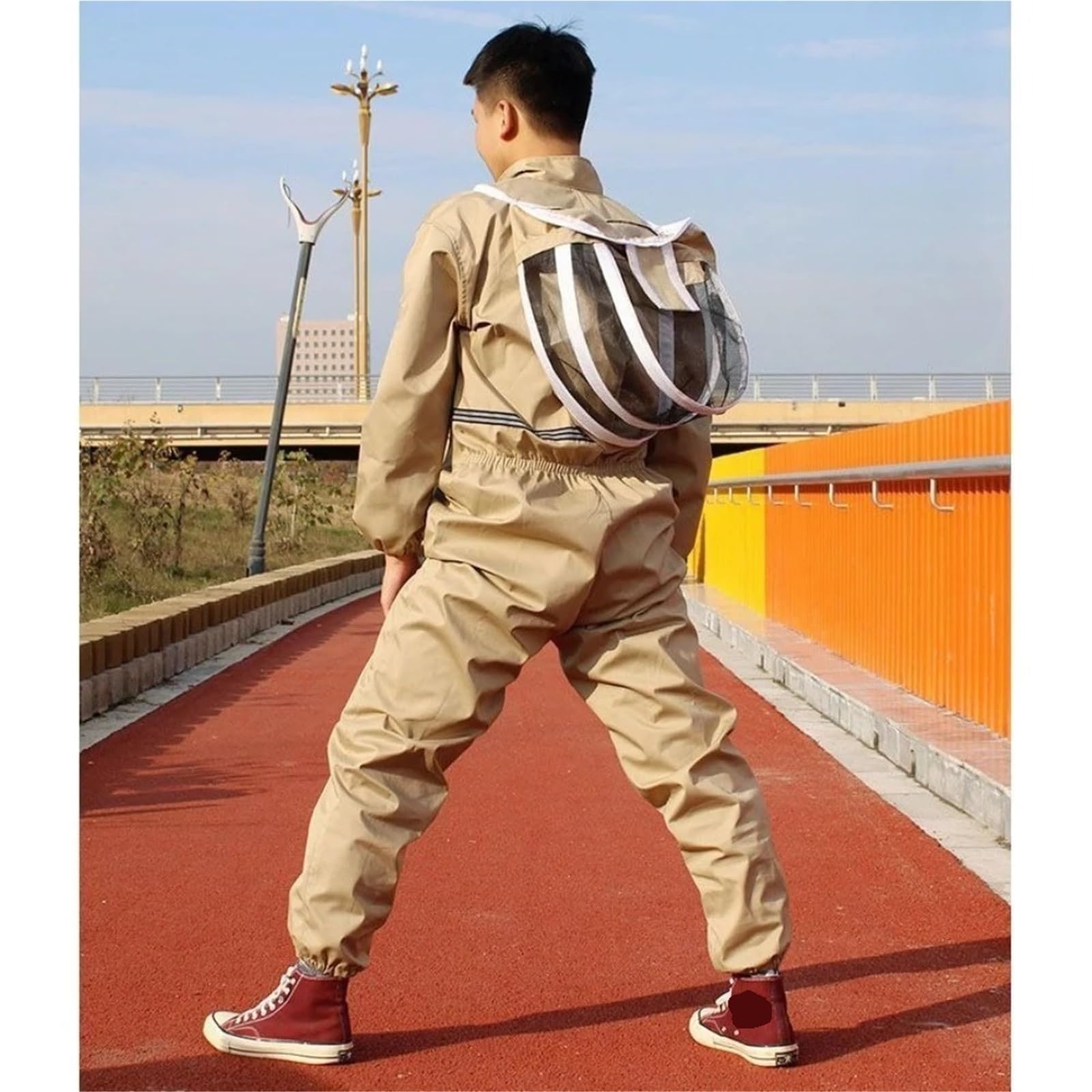 Traje de apicultor Profesional 1 juego completo de ropa protectora transpirable, impermeable y anti-abejas for apicultura captura abejas(Khaki,150-165CM)