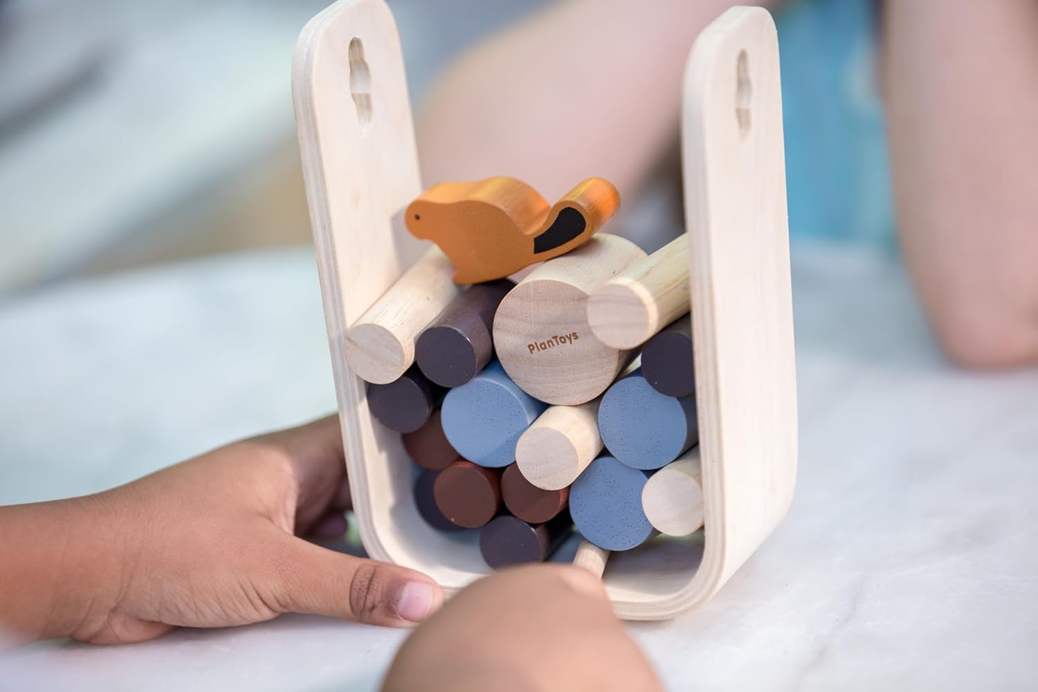 PlanToys® Timber Tumble Wooden Balancing & Strategy Game for Kids Ages 3+ | Montessori Educational Toy for Fine Motor Skills, Logical Thinking & Concentration | Eco-Friendly Family Game