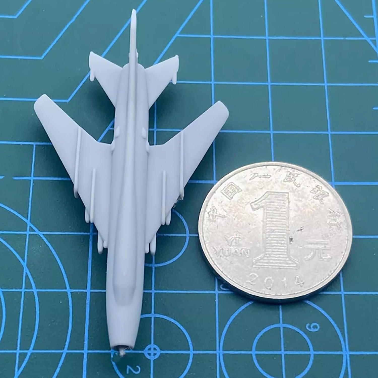 10PCS 3D Military Model Russia Su-17 Fitter Battle-Plane Model 1/2000 1/700 1/400 1/350 Scale Resin Fighter Aeroplane with Landing Gear DIY Hobby(1/400 (49mm))