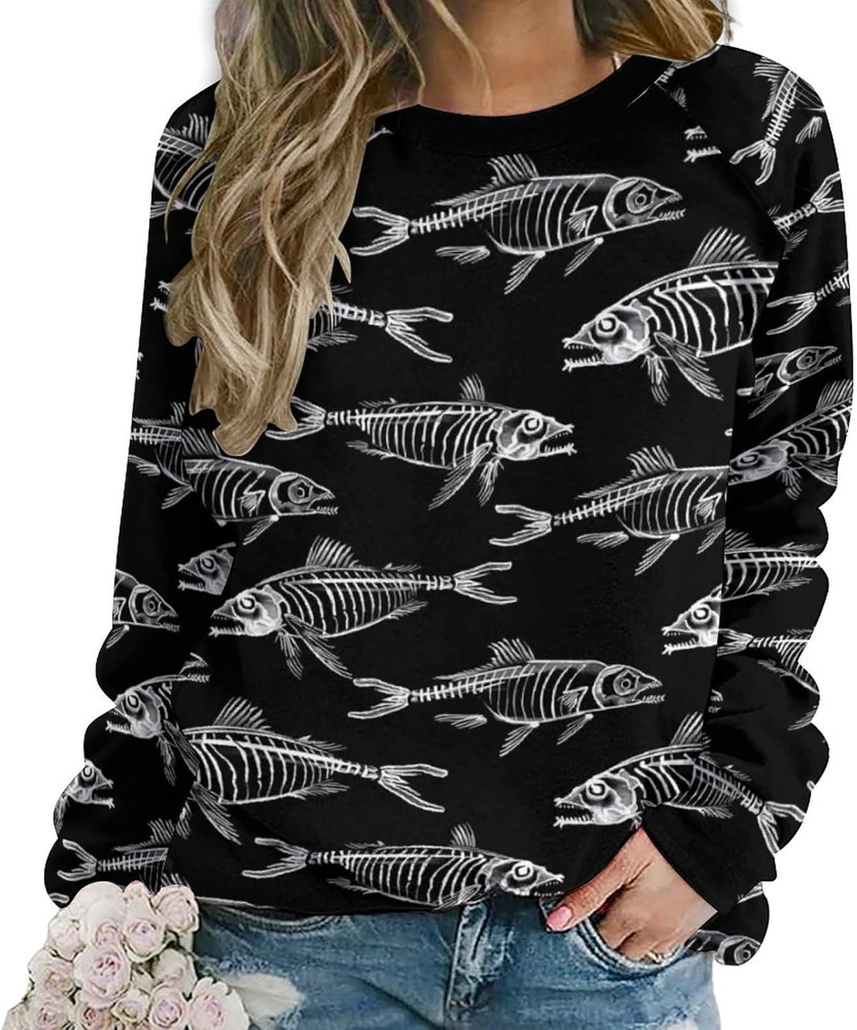 Women's Long Sleeve Crewneck Sweatshirt, Stretchy Casual Pullover Top for Fall Winter Fashion and Outdoor Clothing