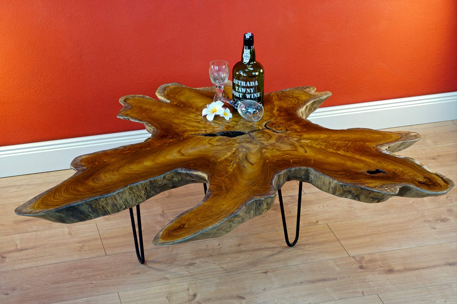 Kinaree Teak Couchtisch LUHU - 100x120cm Tischplatte aus massiver Wurzelholz Baumscheibe im rustikalen Landhausstil, geeignet für Wohnzimmer, Wintergarten oder als Kaffeetisch