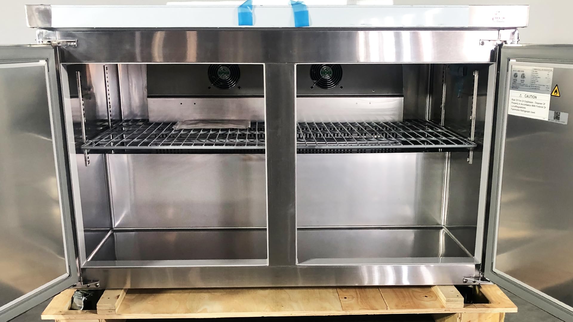 Elite Kitchen Supply Commercial Undercounter Refrigerator, 12.96 Cu Ft, 2 Solid Doors, Stainless Steel, 48.4x30.1x35.8 Inches Aur-12376 Etl on Fridge.com - View 5