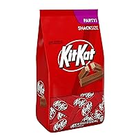 Vista 3 de KIT KAT Tamaño de bocadillo de oblea de chocolate con leche, paquete de fiesta de caramelos, 29.8 onzas