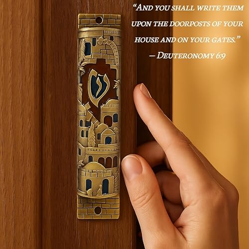 Miniatura 3 de TALISMAN4U Funda judía MEZUZAH esmaltada dorada con pergamino Jerusalén Israel Judaica puerta Mezuza 4"