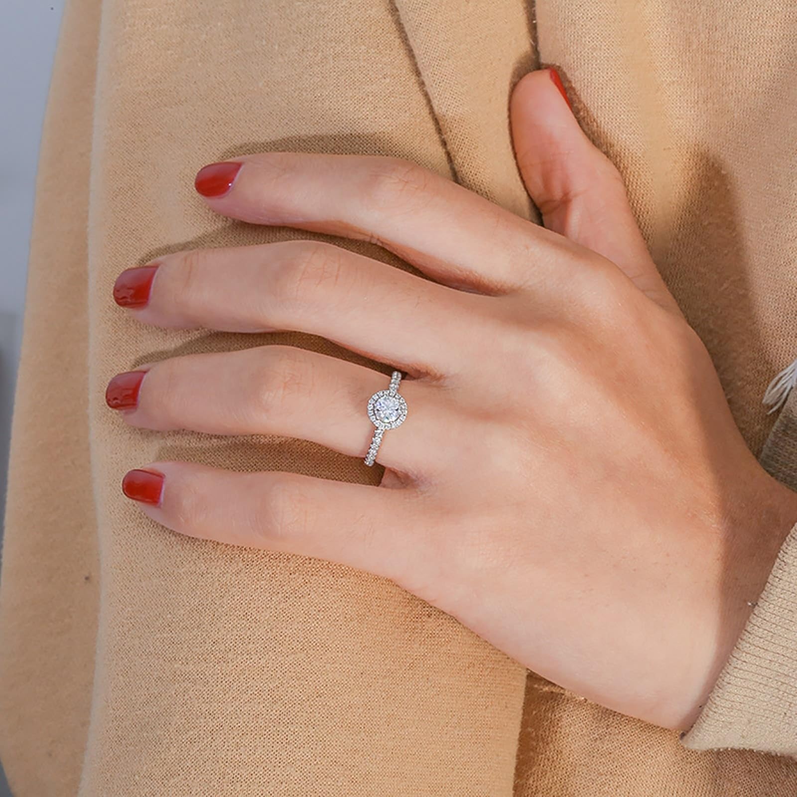 Anillo de boda para mujer, oro blanco, corte redondo, halo cultivado en laboratorio, anillos de compromiso de oro de 14 quilates/18 quilates, 0,5 quilates para ella
