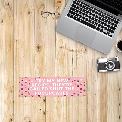 Vista 90 de Andaz Press Funny Office Desk Plate, Petty AF placa de acrílico para el hogar, escritorio, jefe, jefe, compañero, trabajo, divertido letrero