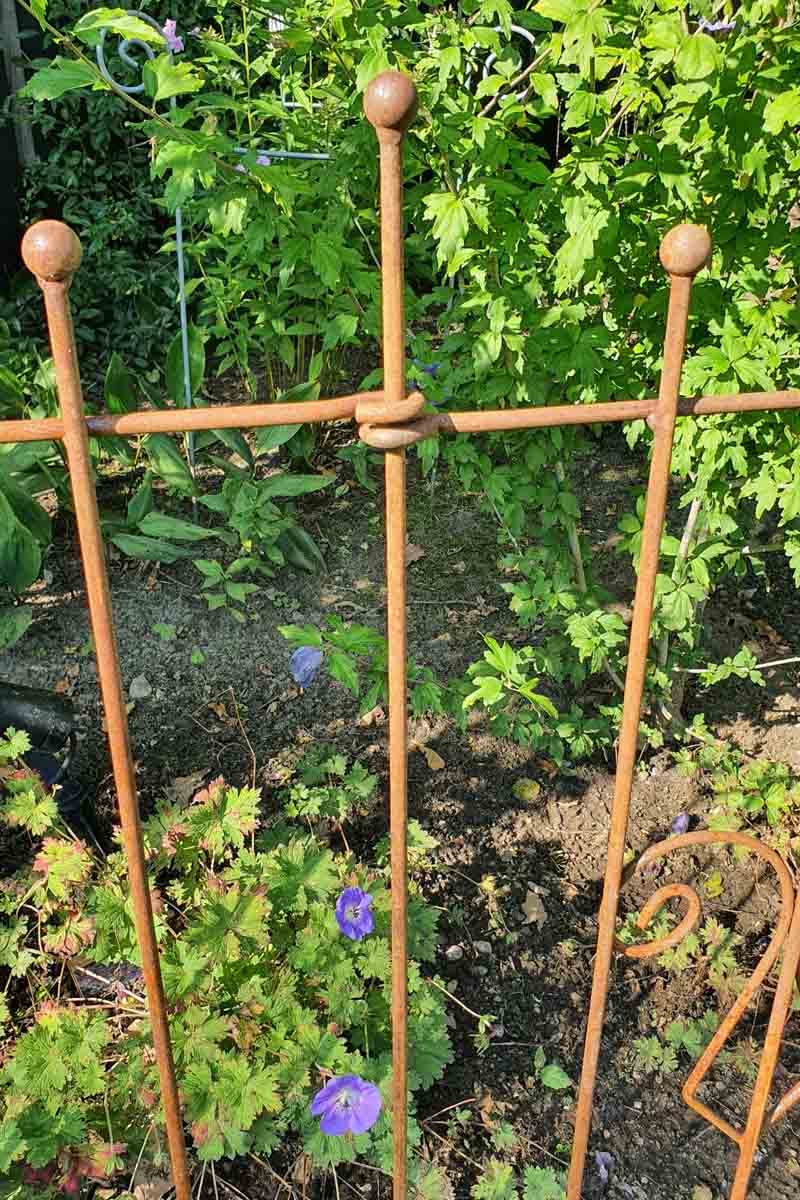 KUHEIGA Beetzaun Metall Steckzaun Rost Breite 120cm verlängerbar Metallzaun Zaunelement
