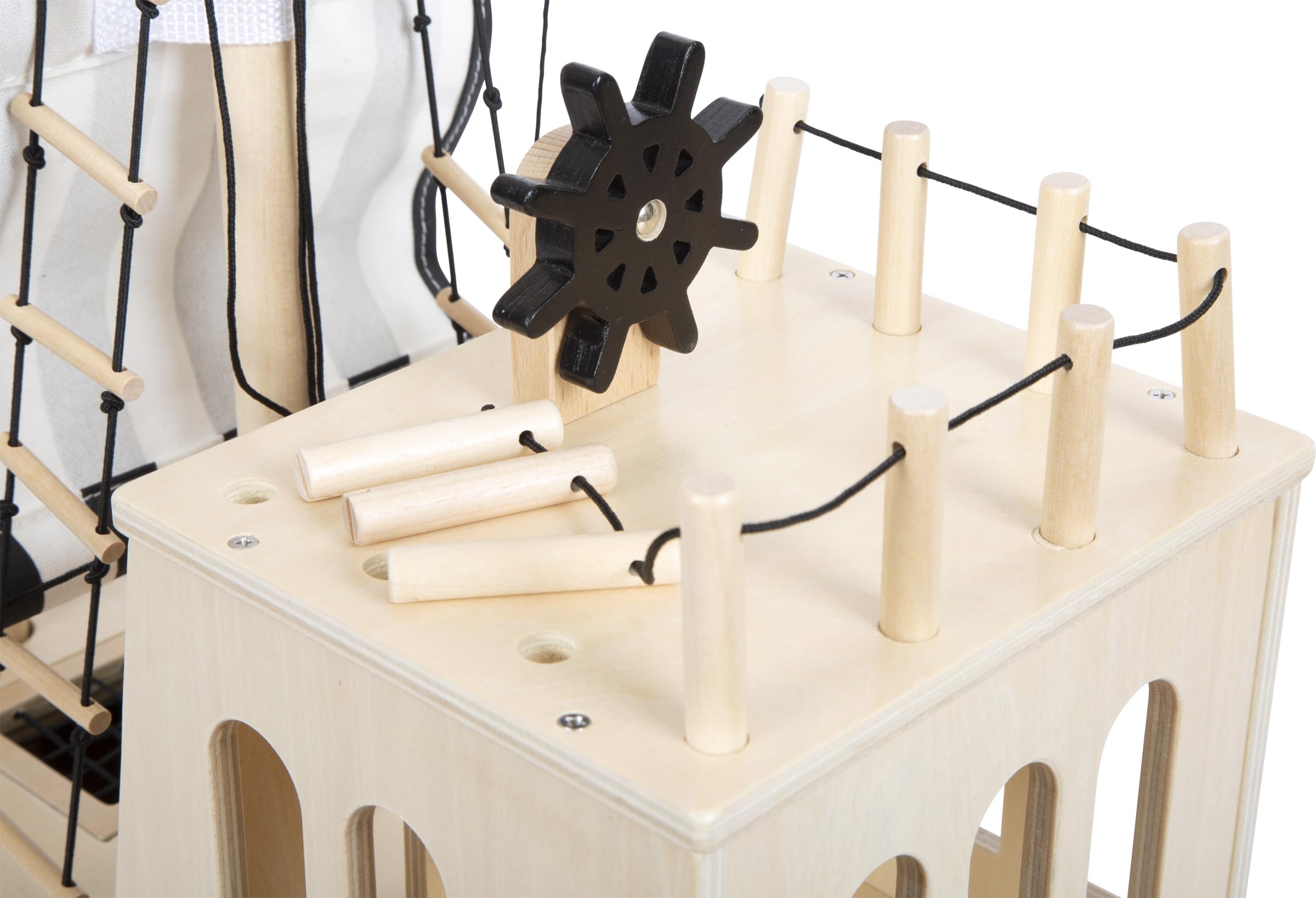 small foot Barco Pirata para muñecas Flexibles de Madera, Gran Barco de Juguete con Accesorios y Funciones, 12411